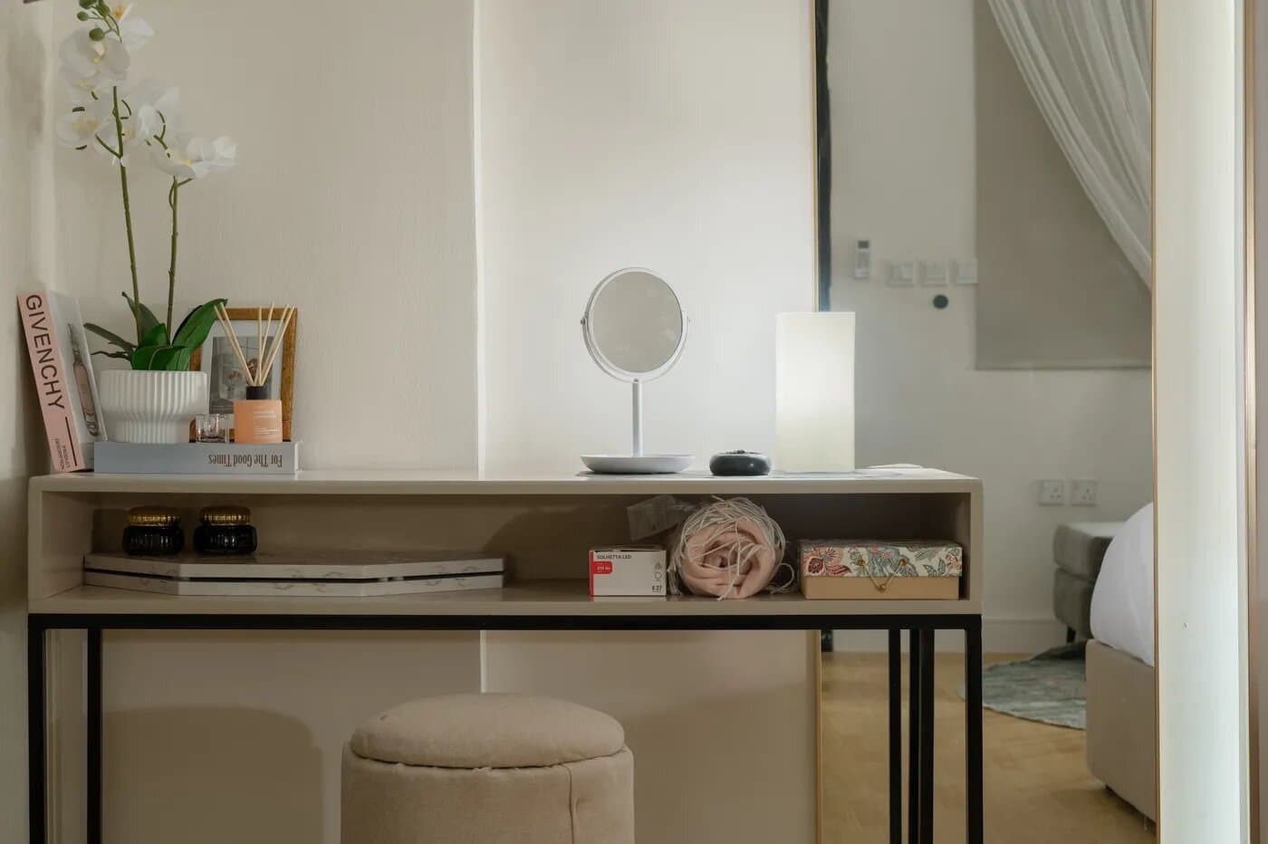 استديو هادئ بسرير ماستر 2