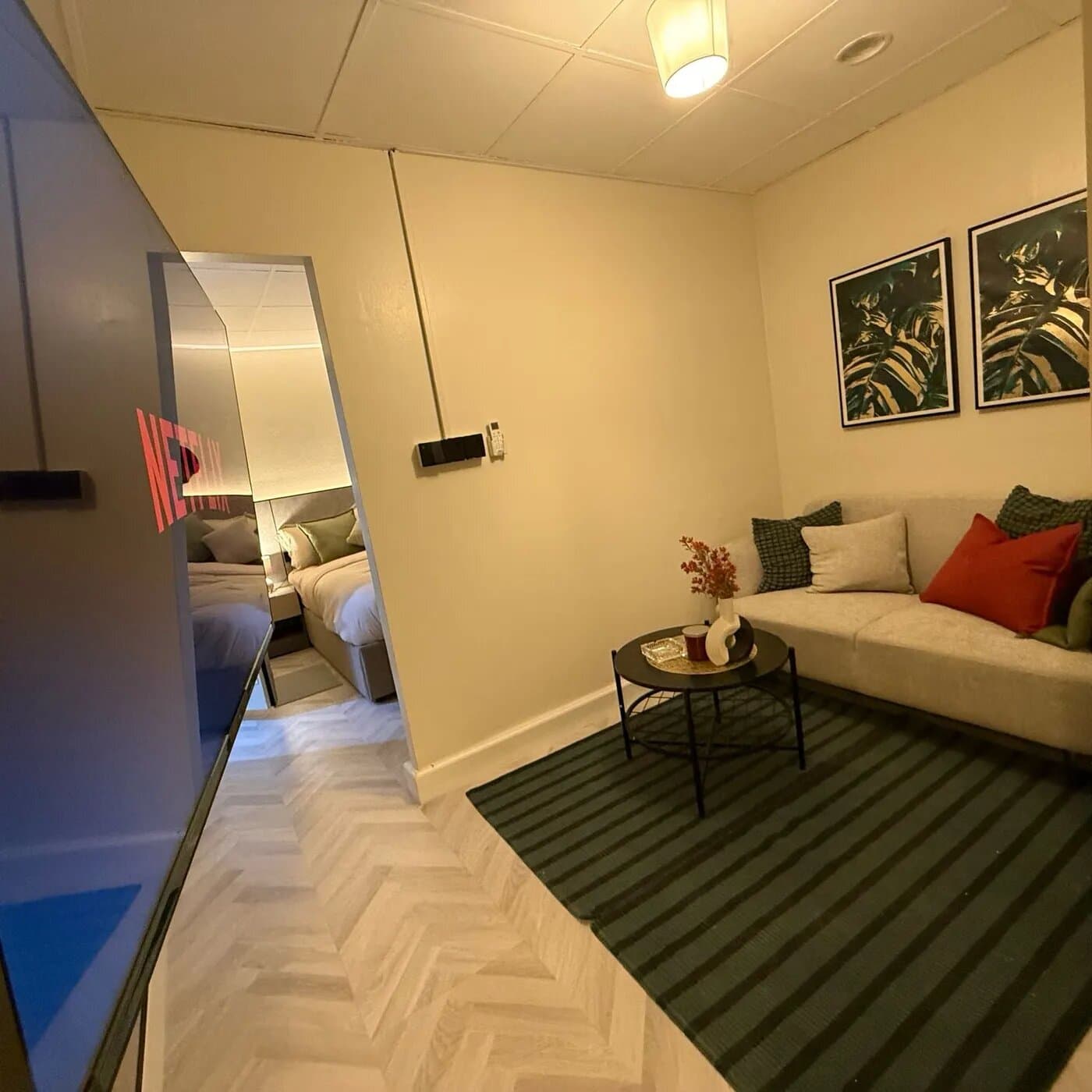 استديو بسرير ماستر بدخول ذكي 7