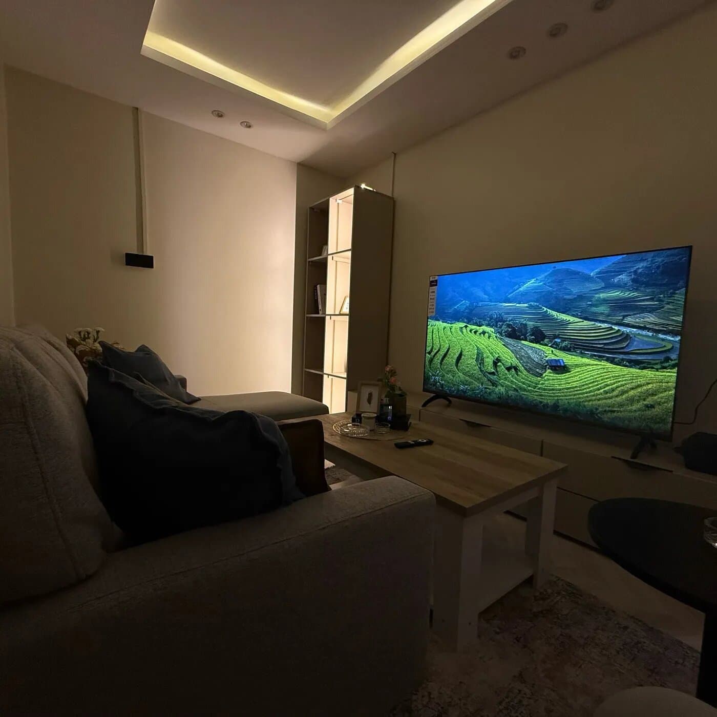 شقة بغرفة نوم وصالة بدخول ذكي 6