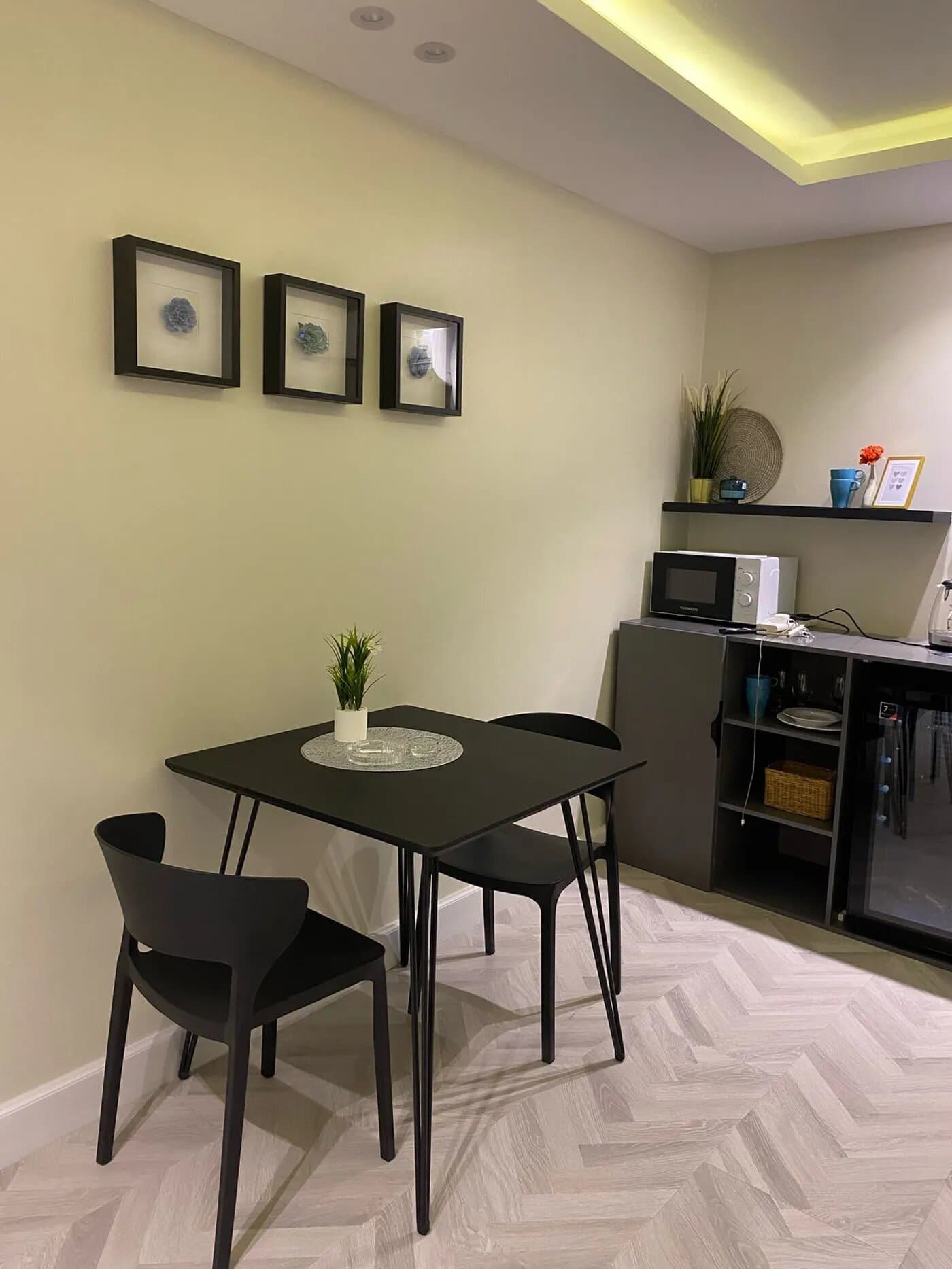 شقة بغرفة نوم وصالة بدخول ذكي 13