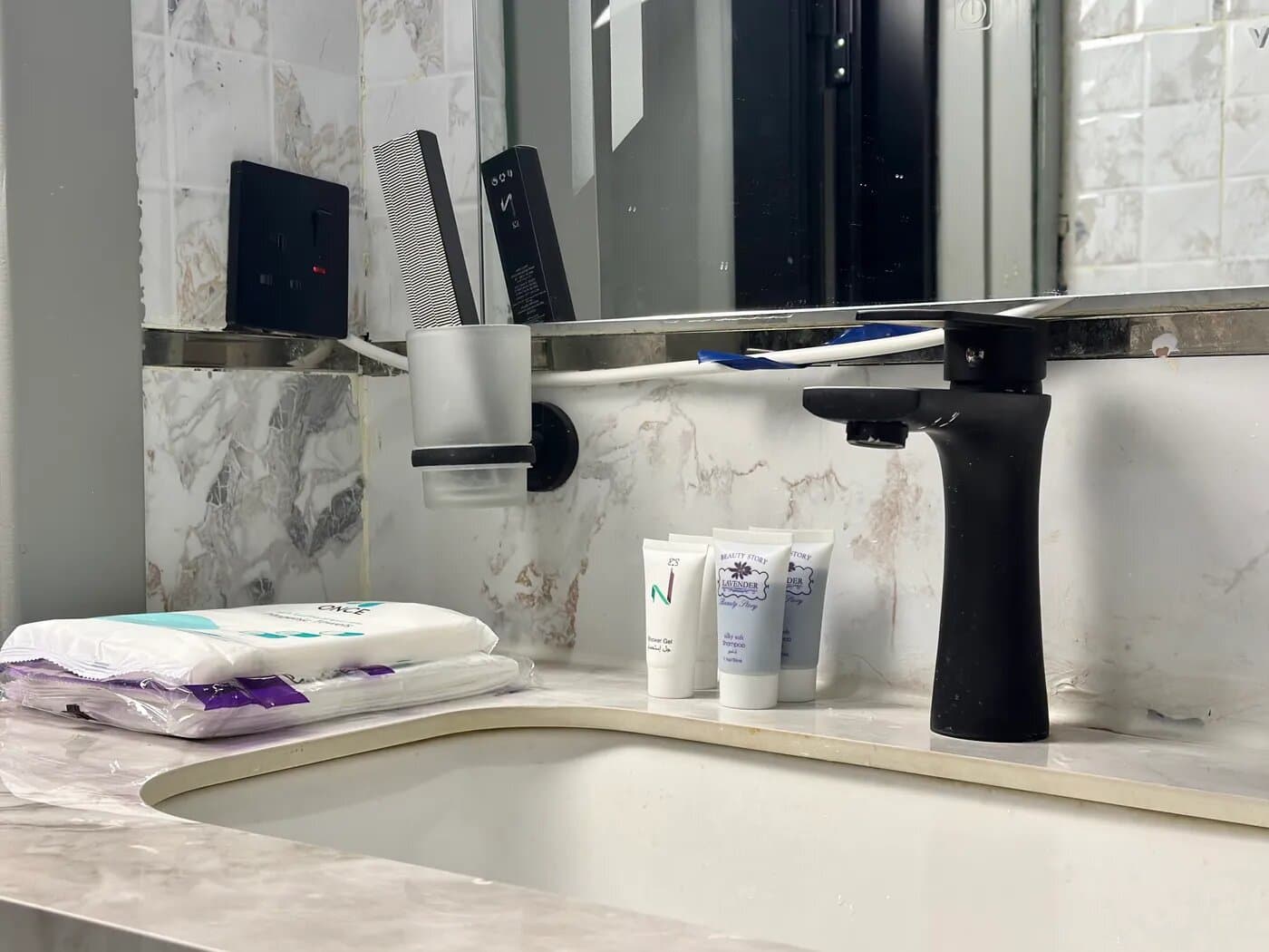 استديو هادئ بسريرماستر بدخول ذكي 13