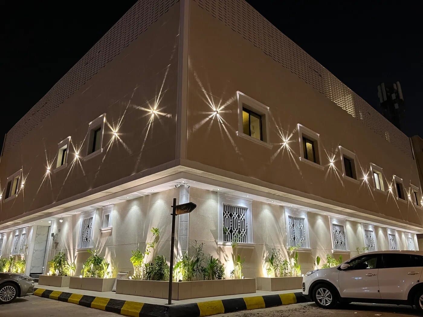 شقة بغرفة نوم وصالة 10