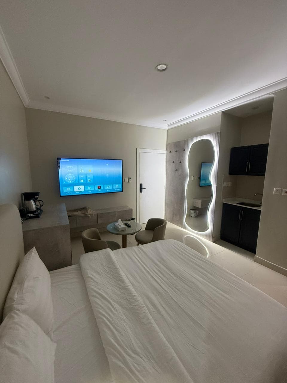 استديو أنيق بدخول ذكي 1