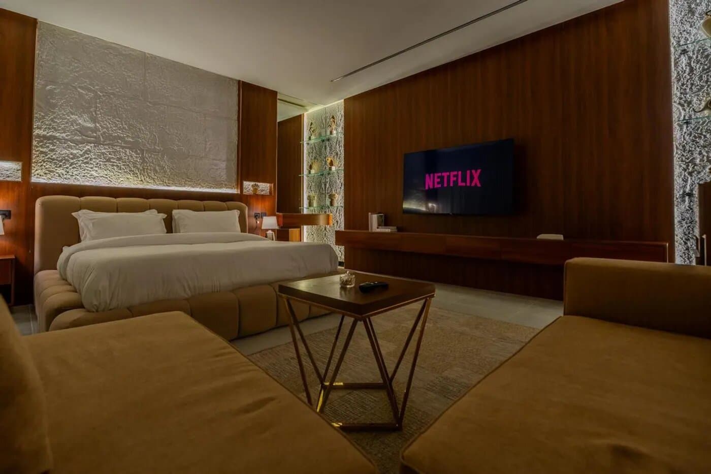 Golden Glow Apt, 65 property view