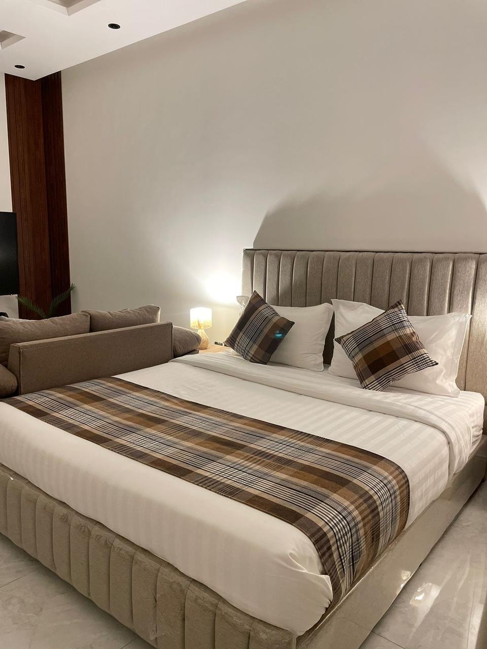 استديو انيق هادئ بدخول زاتي 2