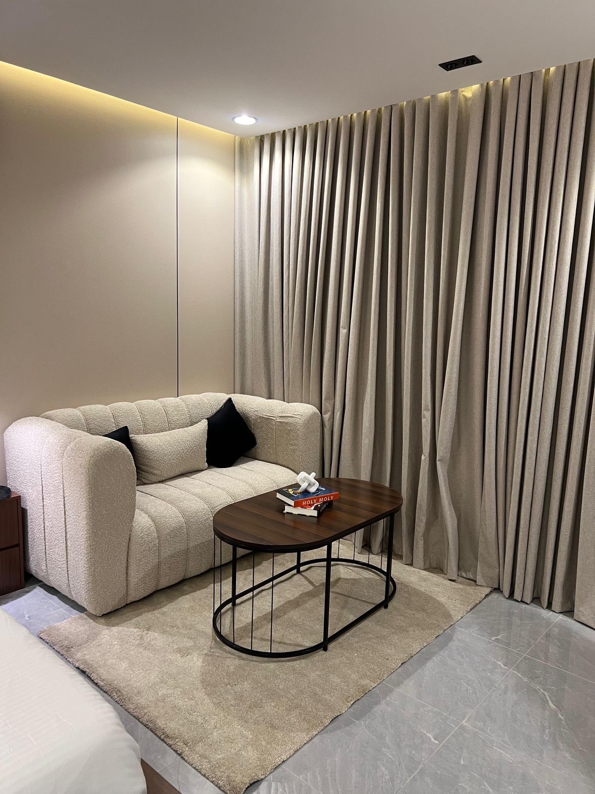 Luxury Studio SelfCheckIN 2