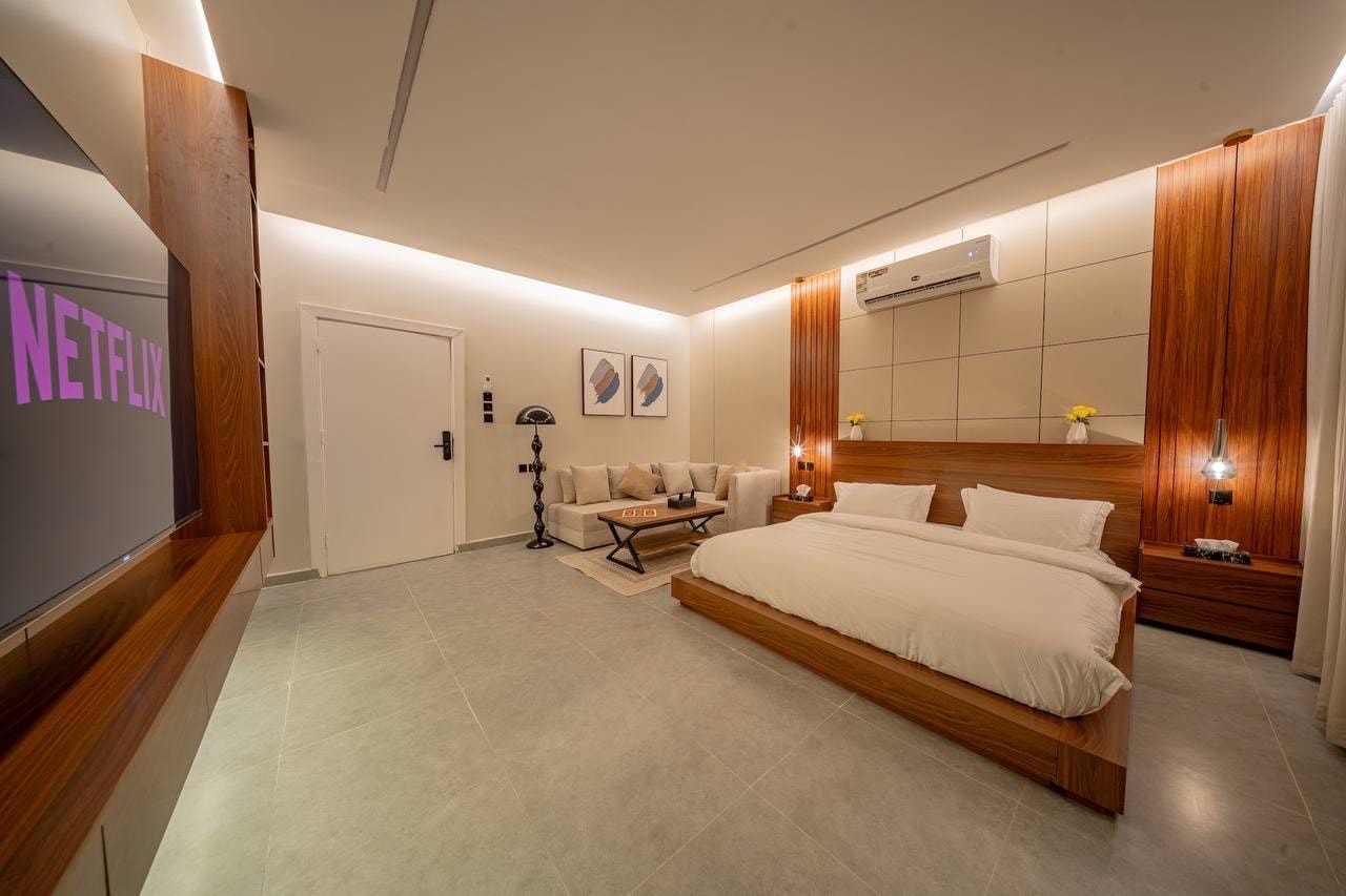 Modern Cozy Studio 2