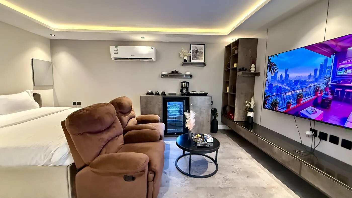 استديو هادئ بسرير ماستر دخول ذكي 5