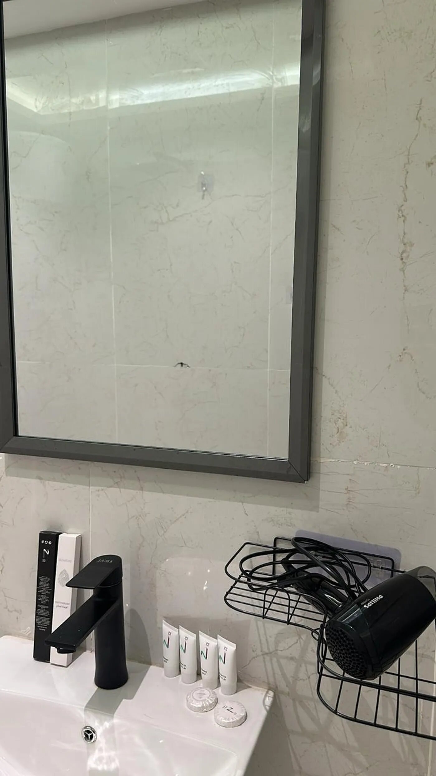 استديو هادئ بدخول ذاتي 6