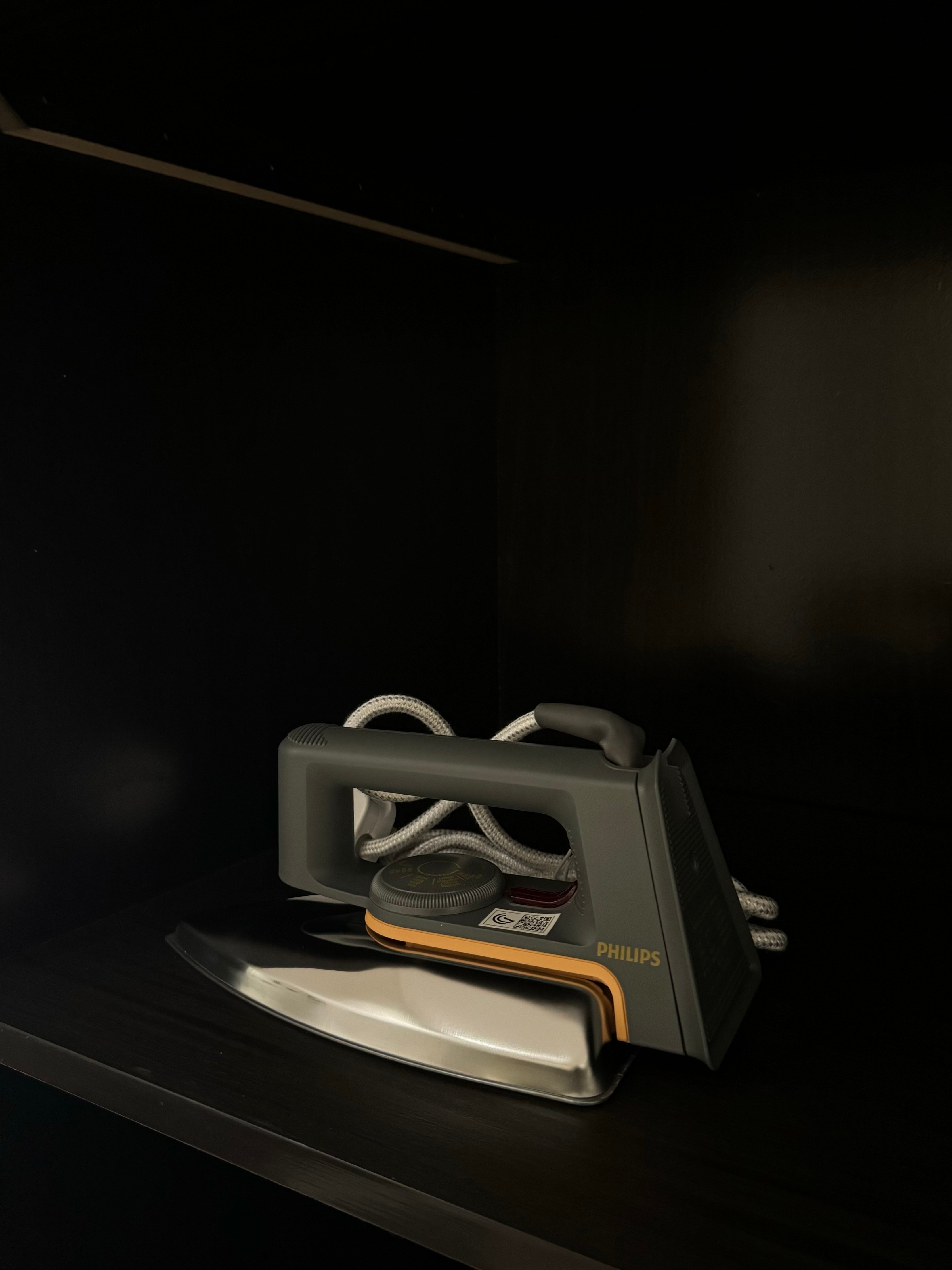 غرفه نوم و صالة مودرن دخول ذاتي في حي ال 11