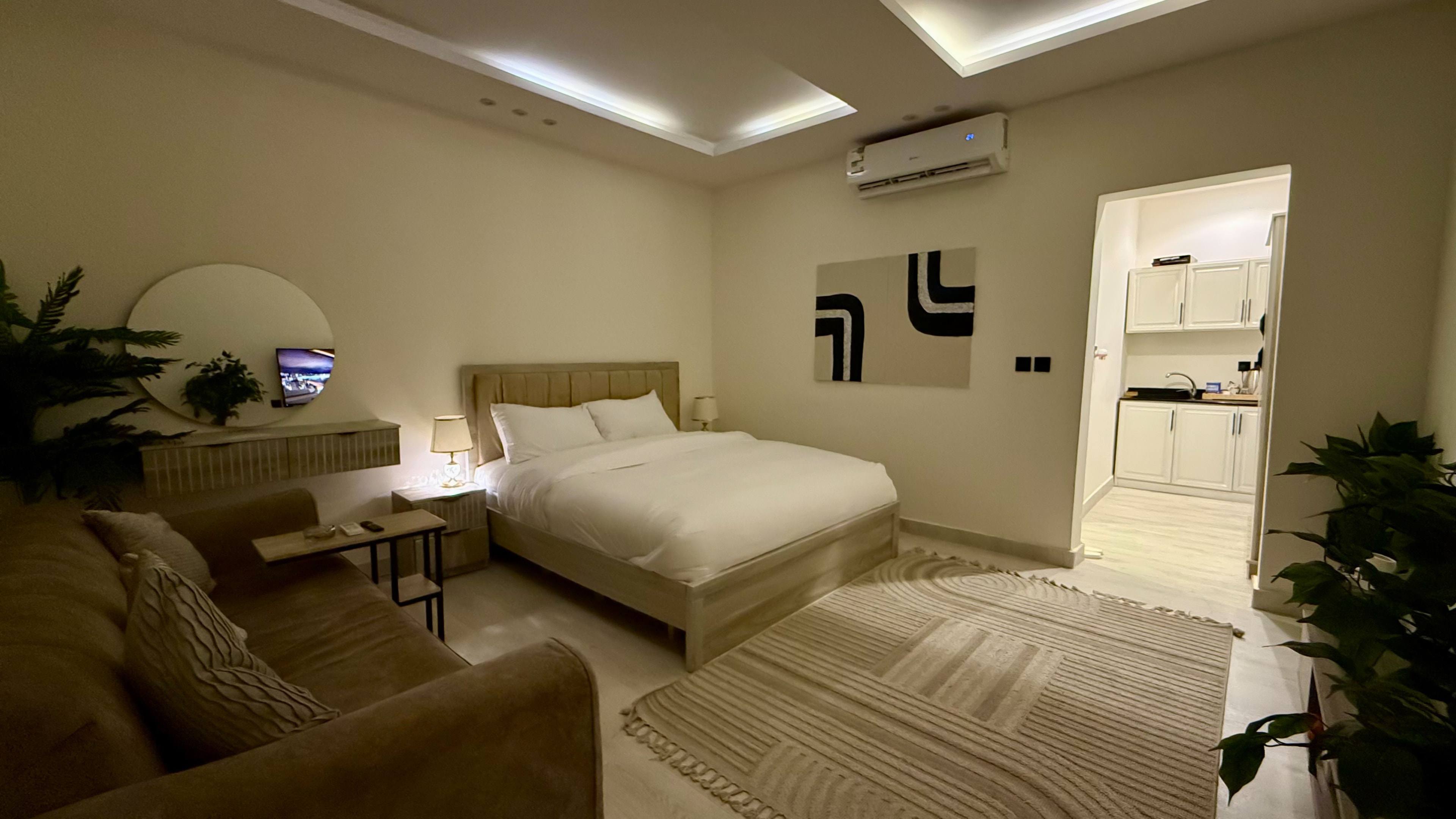 شقة بغرفة وصاله 15