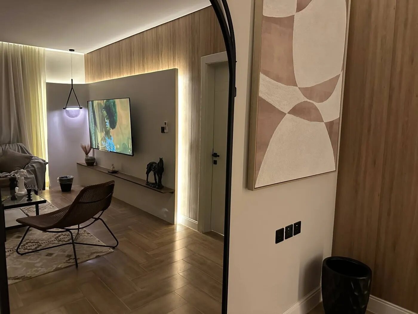 استديو بسرير ماسترS4 5