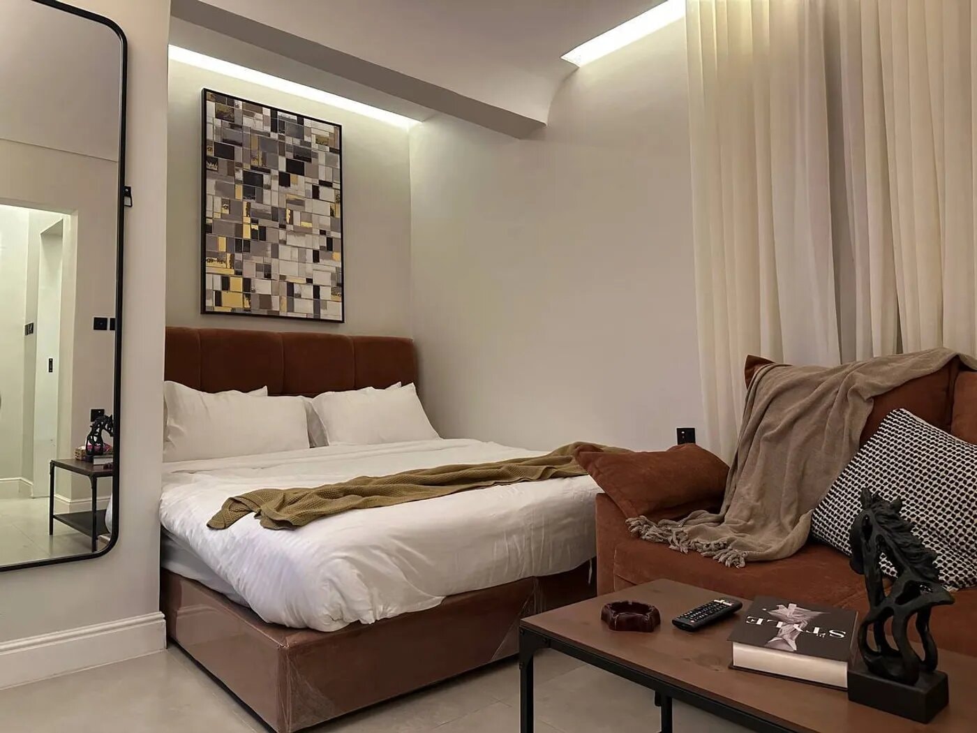 استديو مميز E4 3