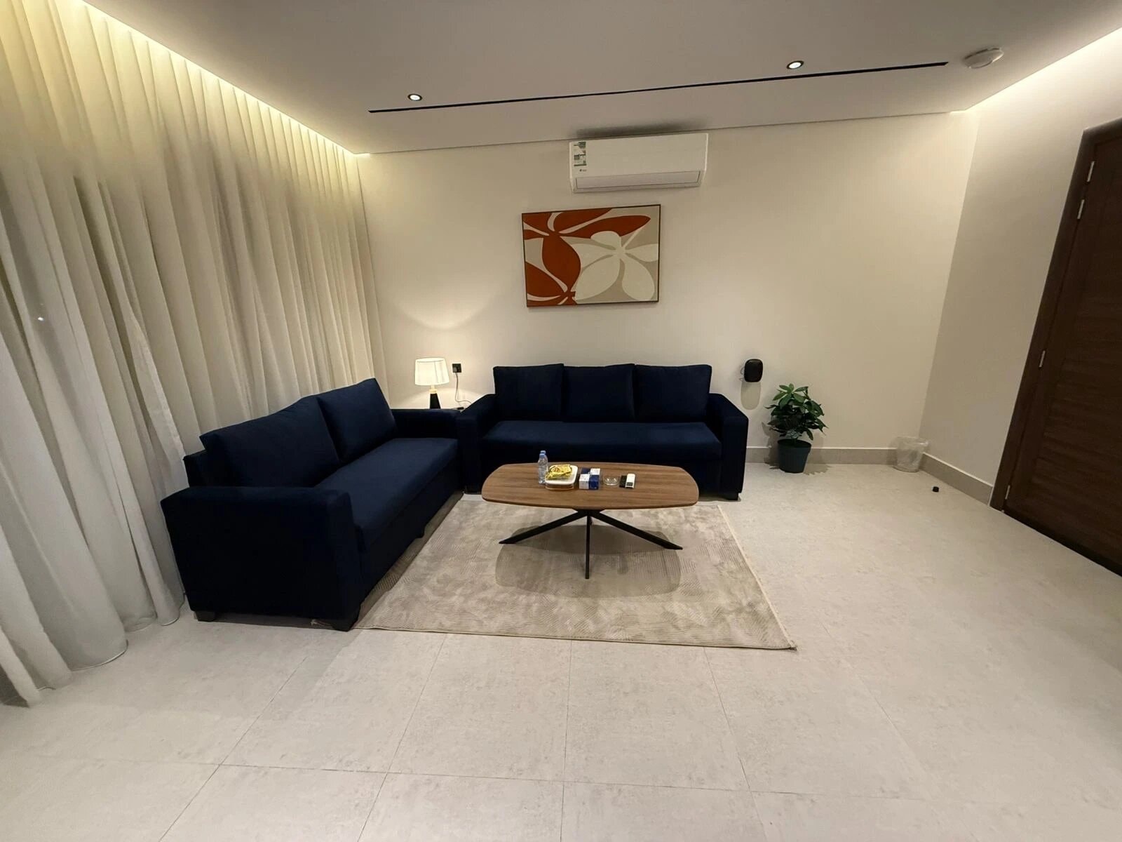 شقة حي السليمانية 6