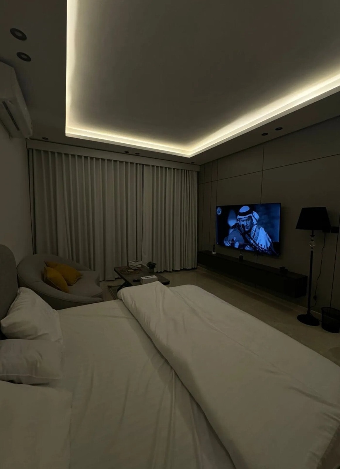 استوديو بسرير ماستر وجلسة جانبية 5