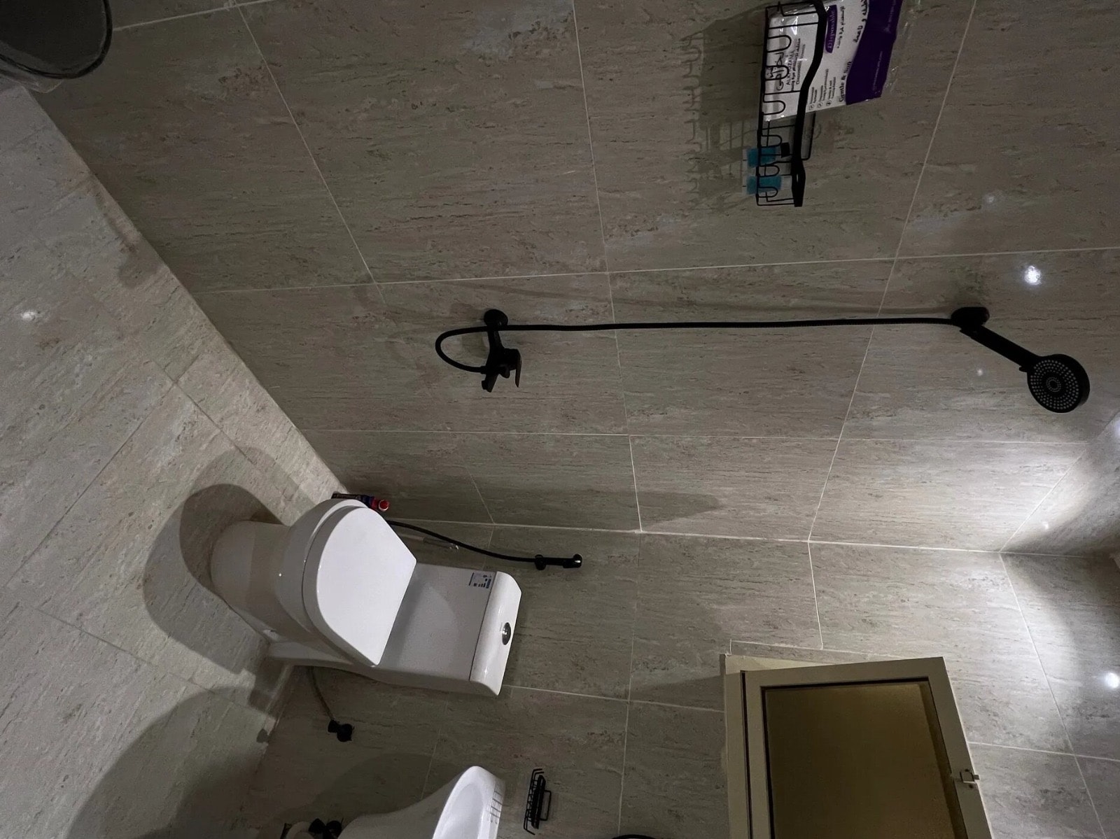 استوديو بسرير ماستر وجالسة جانبية 9