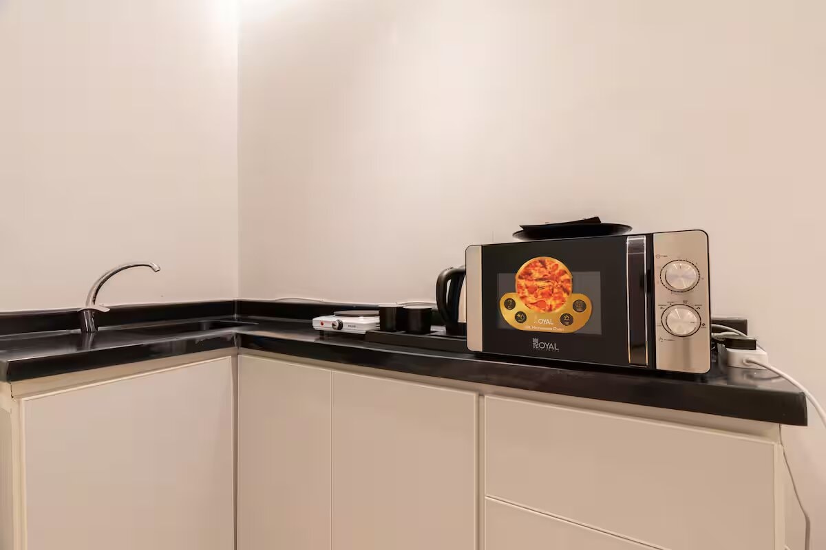 استديو فاخر بجاكوزي 10