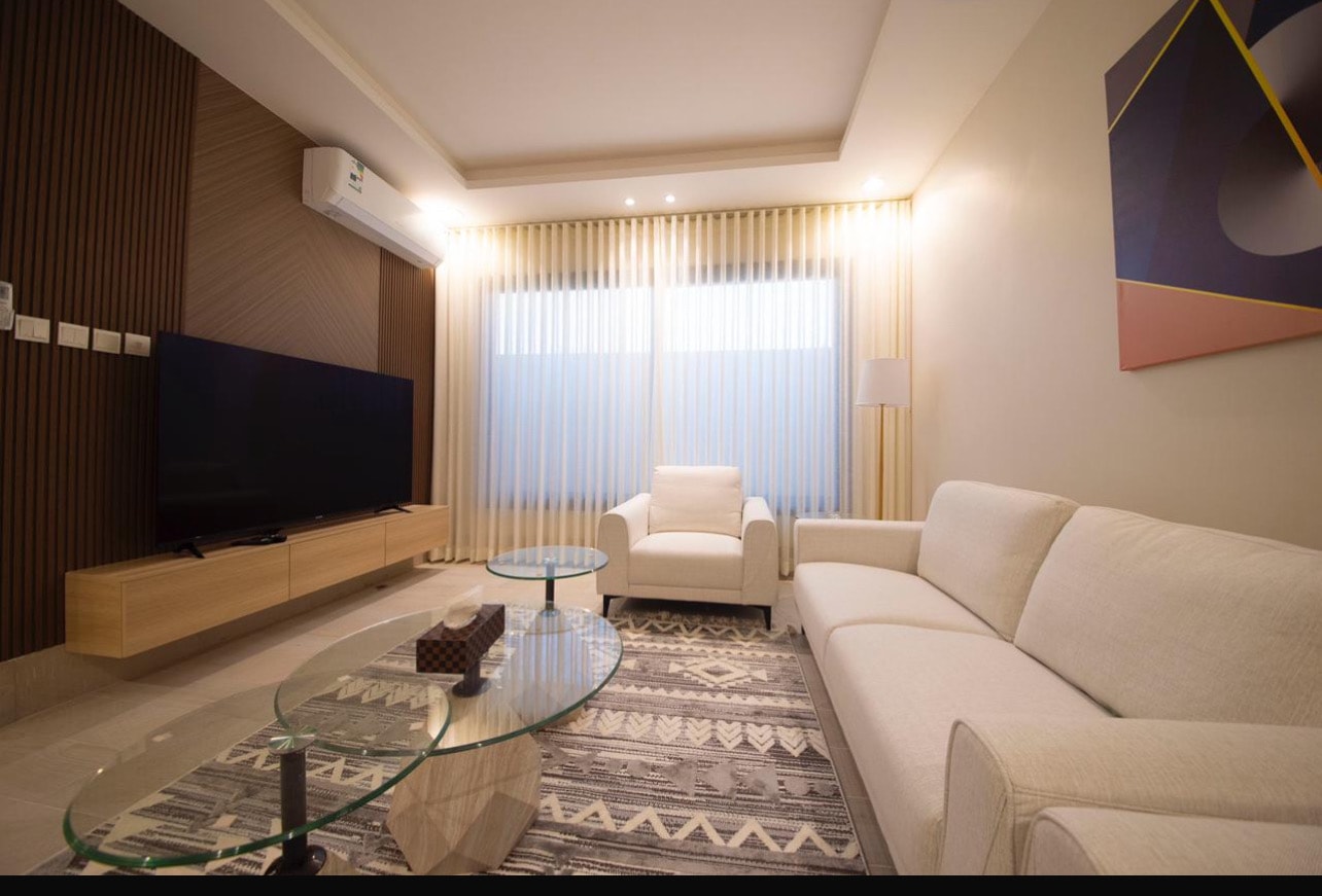 شقه فاخره وأنيقه في حي عرقه 8