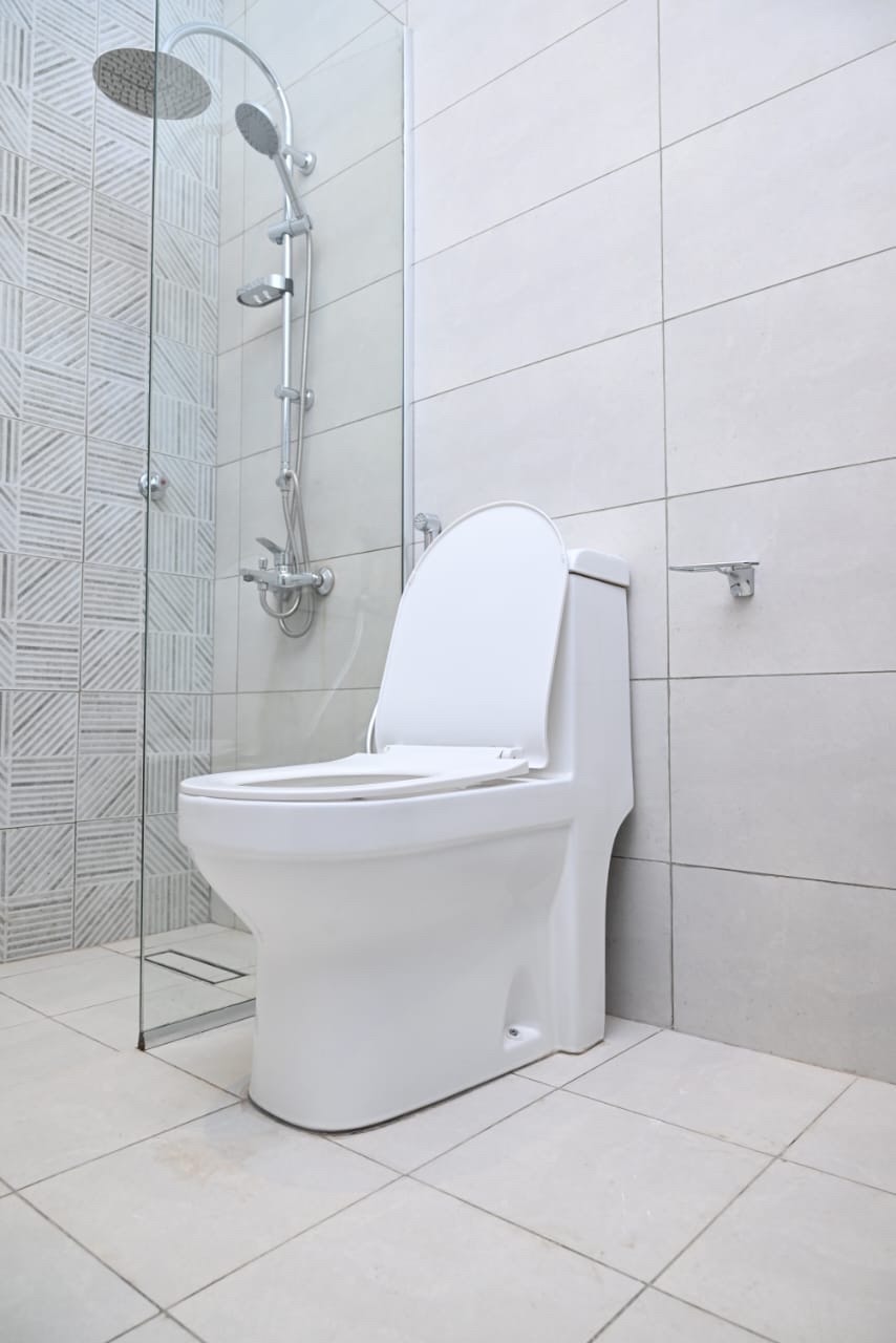 شقة انيقة بغرفة نوم وصالة ومطبخ 3