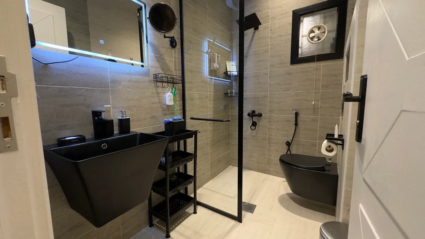 استديو بأثاث مريح 8