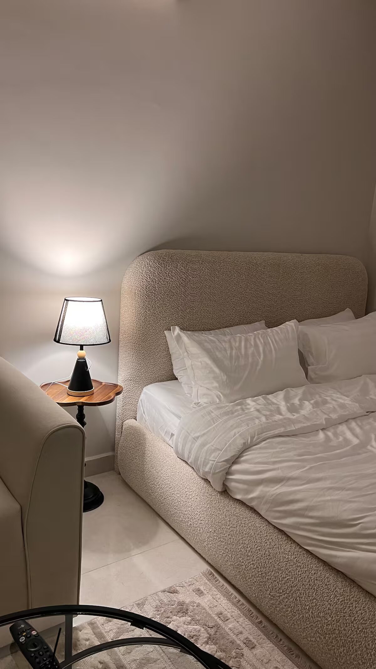 شقة في الملقا 4