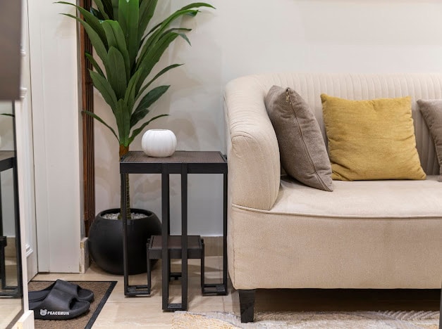 استديو بمدخل خاص 6