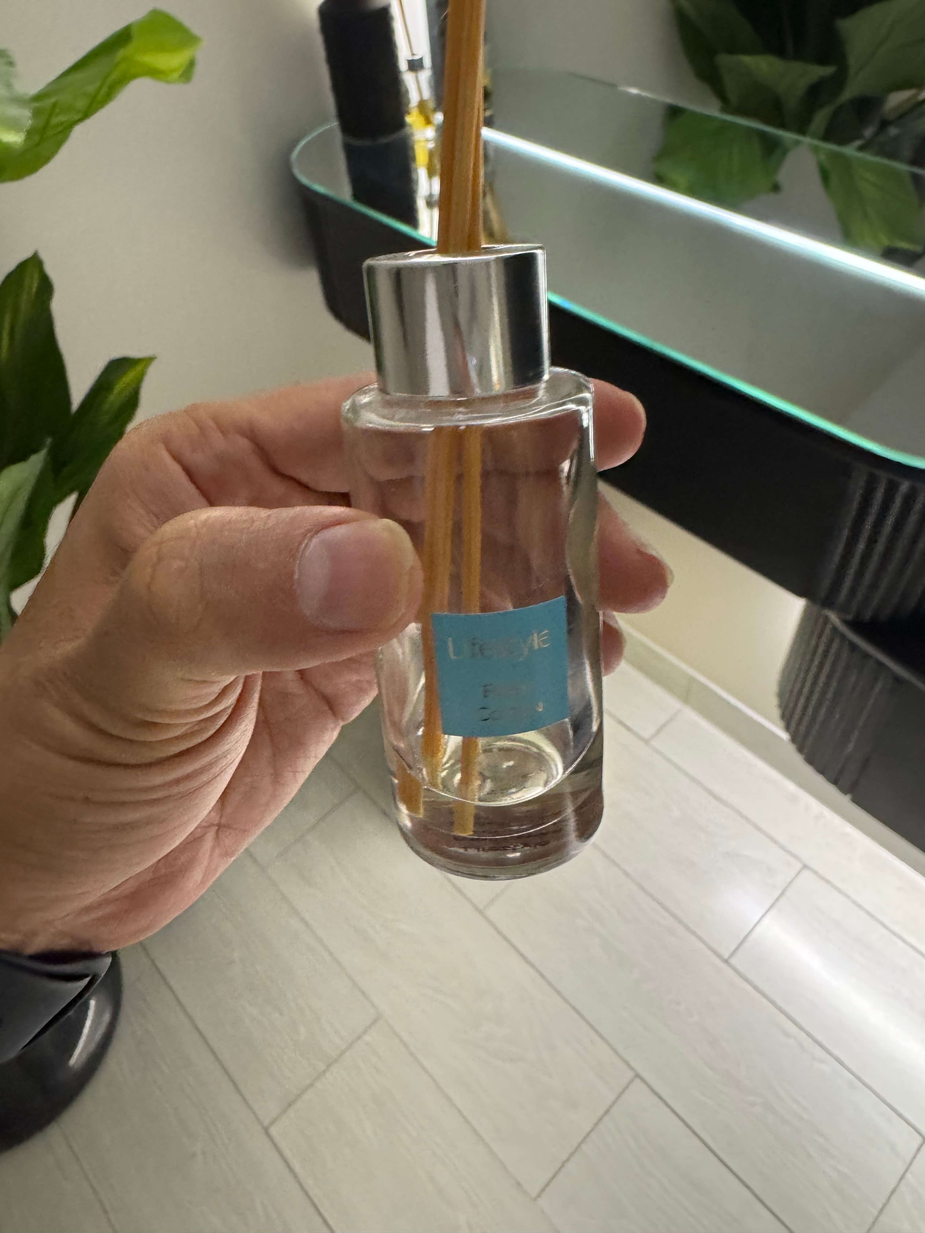 استديو بمدخل خاص 10