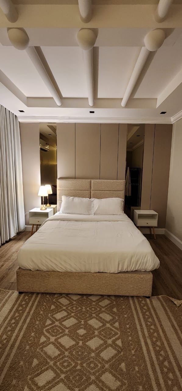 Luxury apartment wit 4