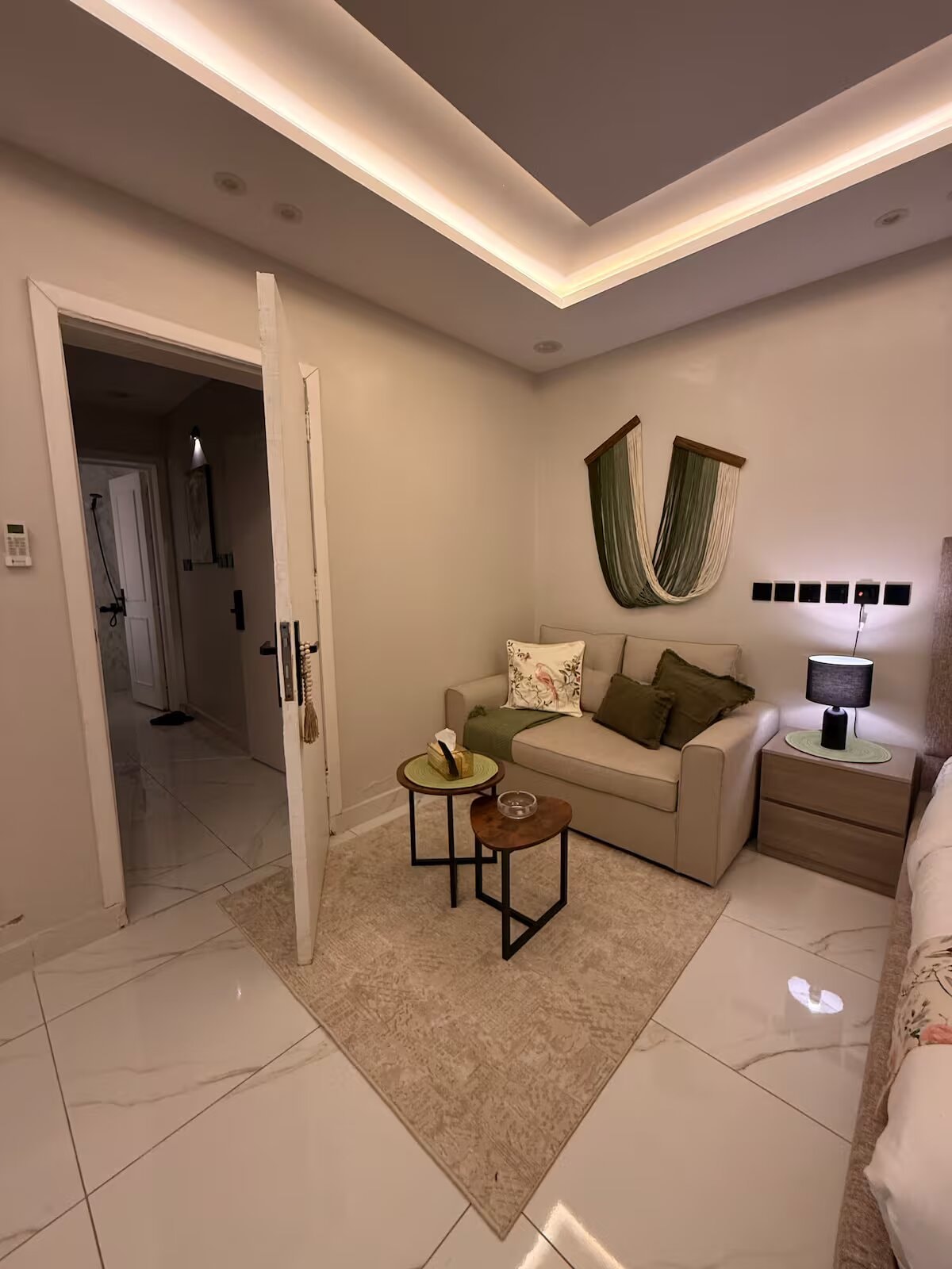 استوديوقريب من KAFD 2