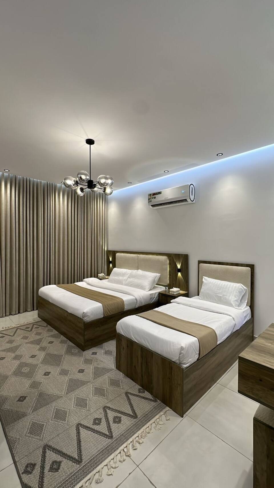 غرفه وصاله فاخره 114 5