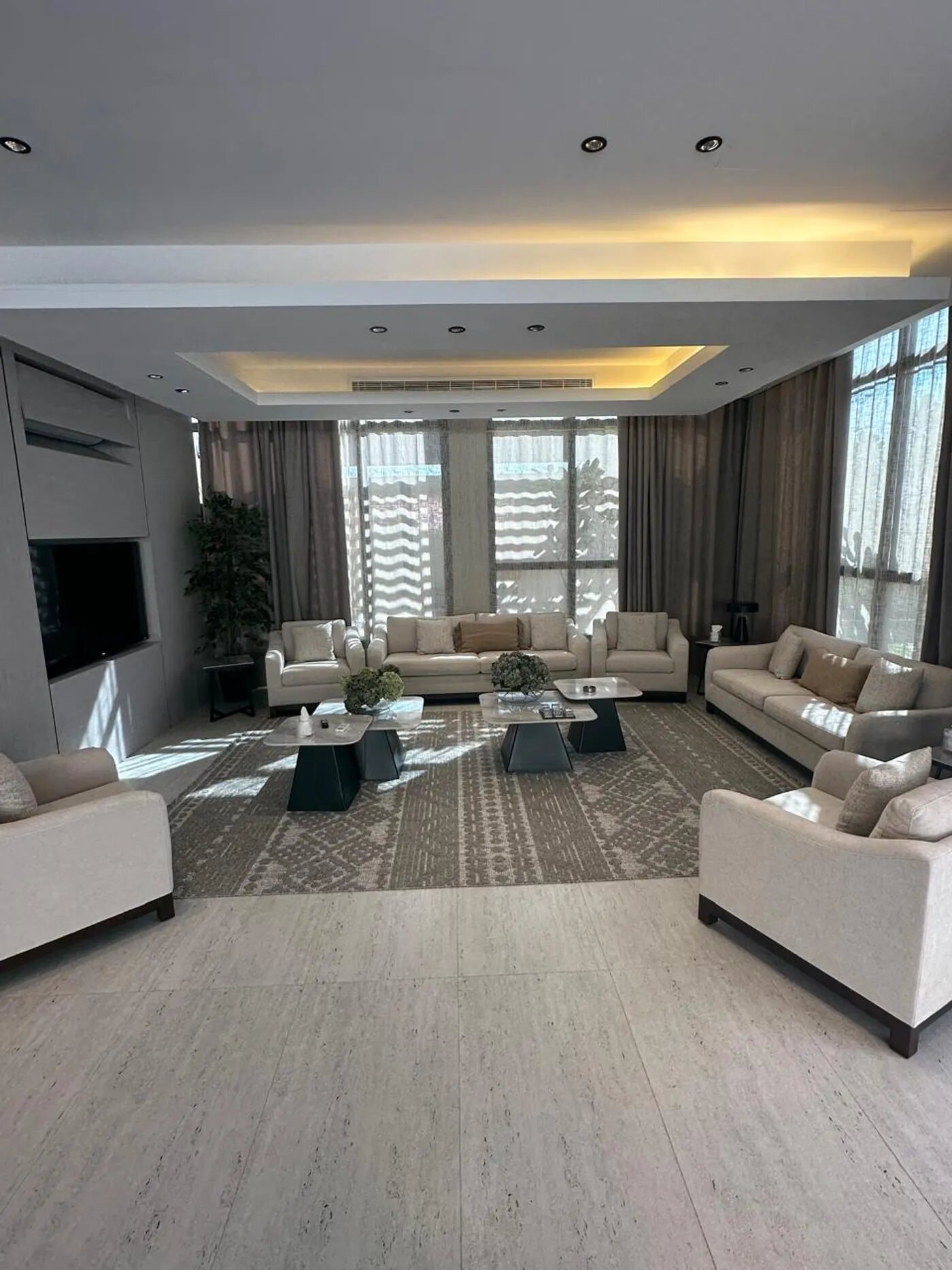 شاليه بمسبح خارجي 6