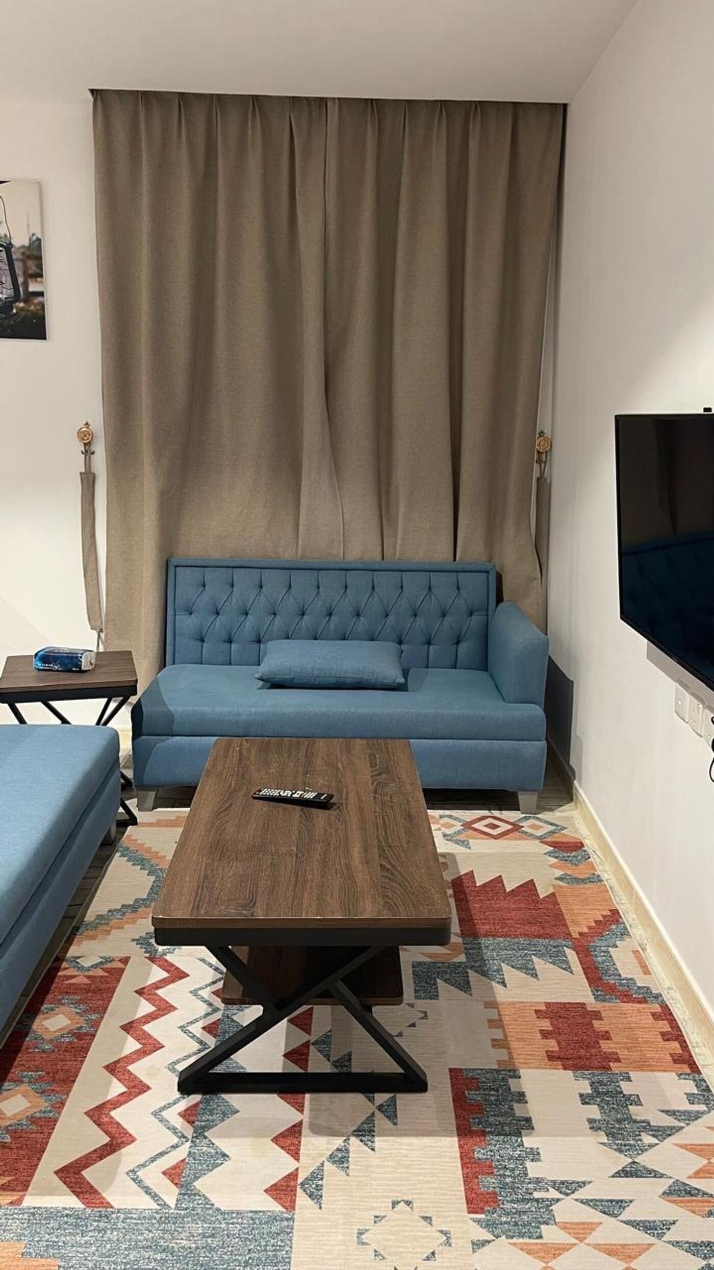 غرفة بسرير ماستر 5