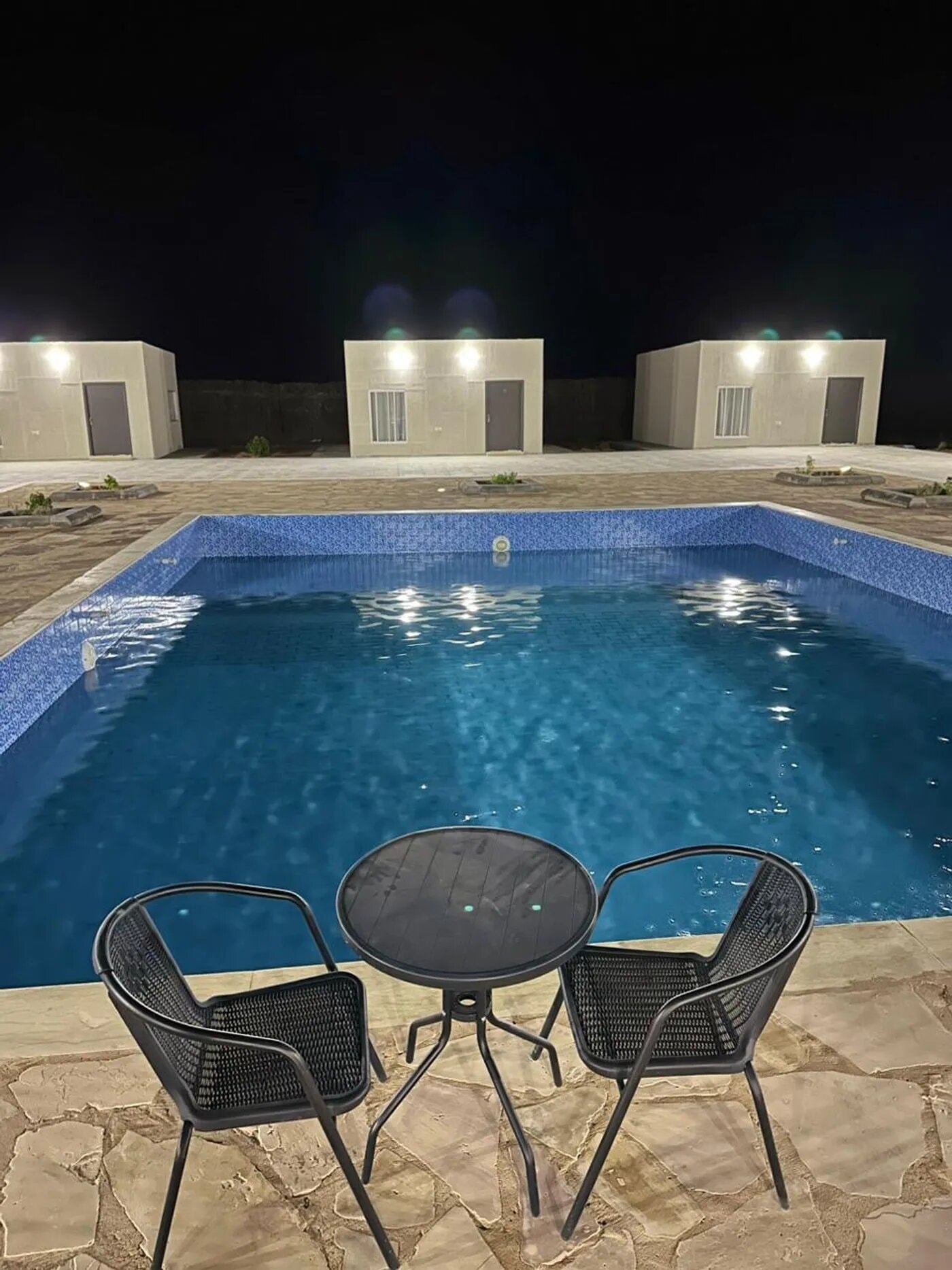 غرفة بسرير ماسترمميز 9