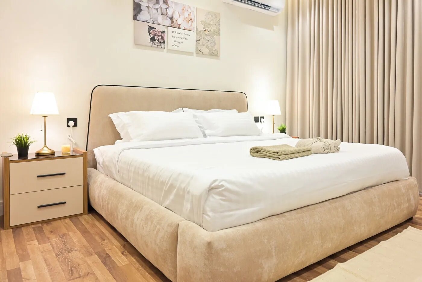 شقة بغرفة نوم وصالة 4