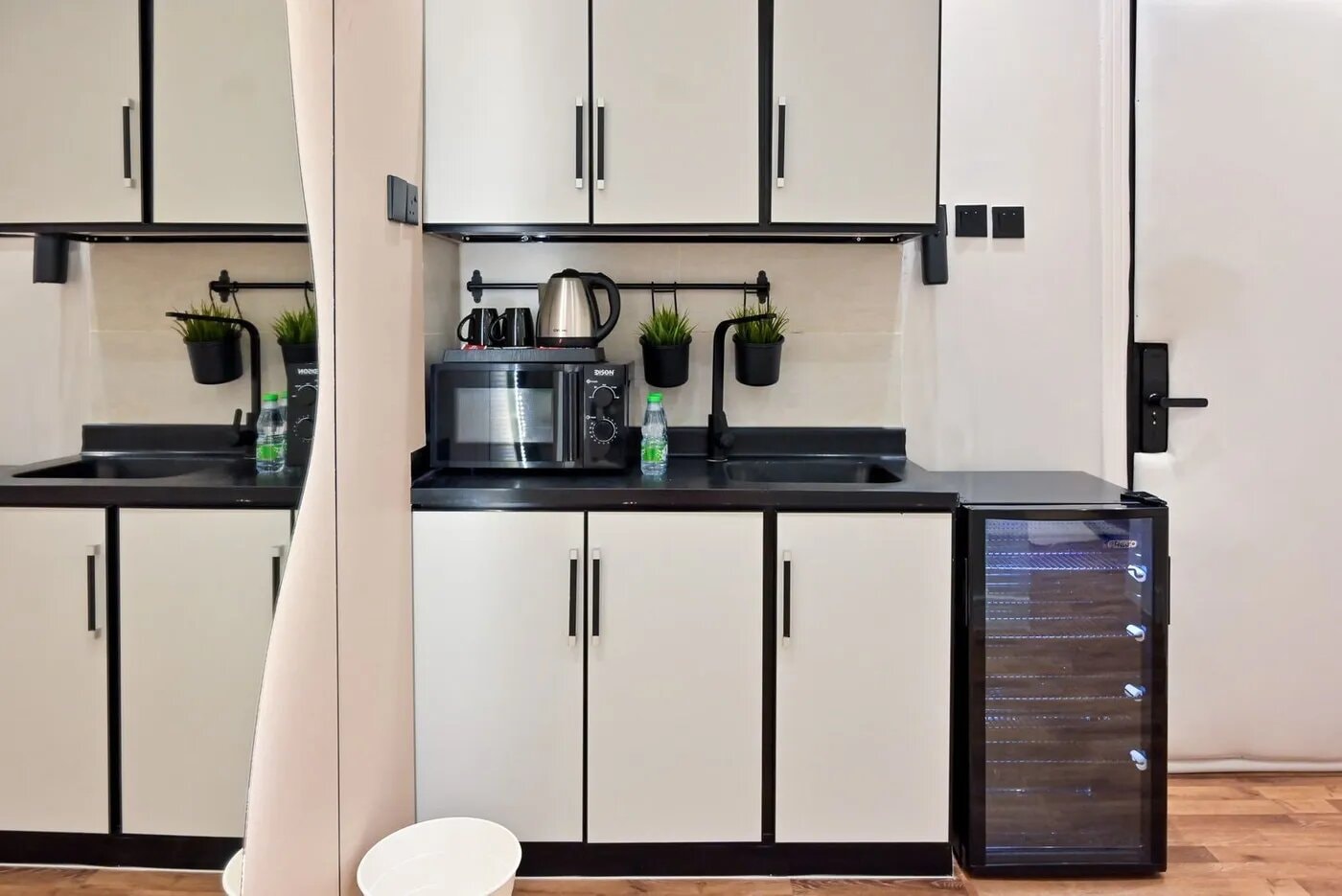 شقة بغرفة نوم وصالة 8