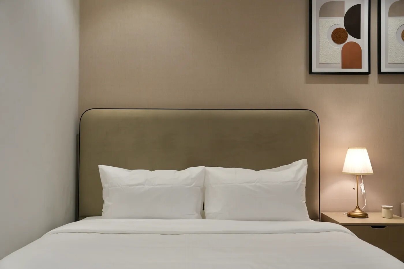 استديو بأثاث مريح 3