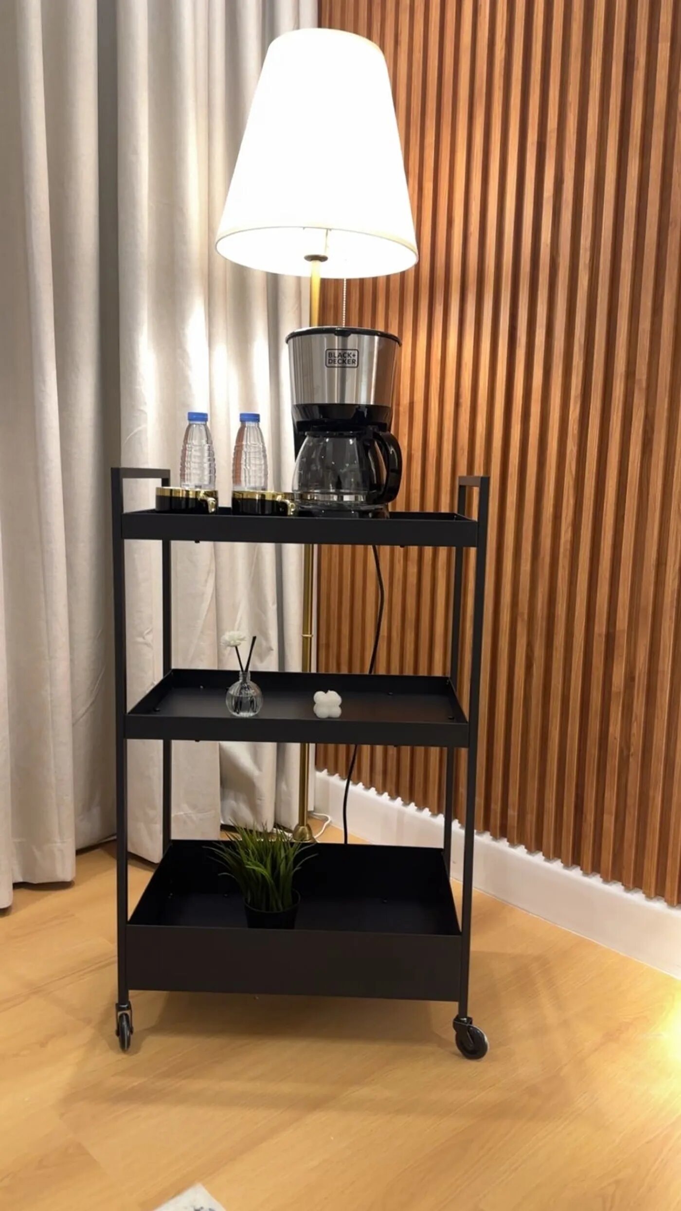 استديو بأثاث مريح 8