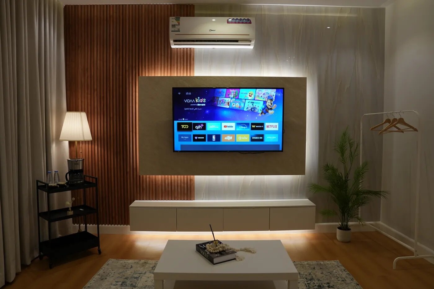 استديو بسرير ماستر 2