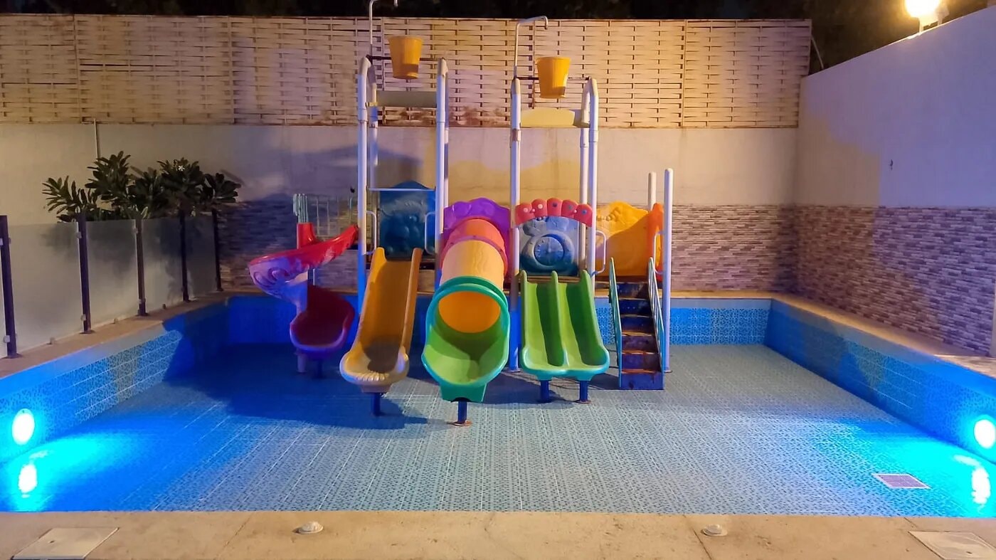 شاليه العمر 8