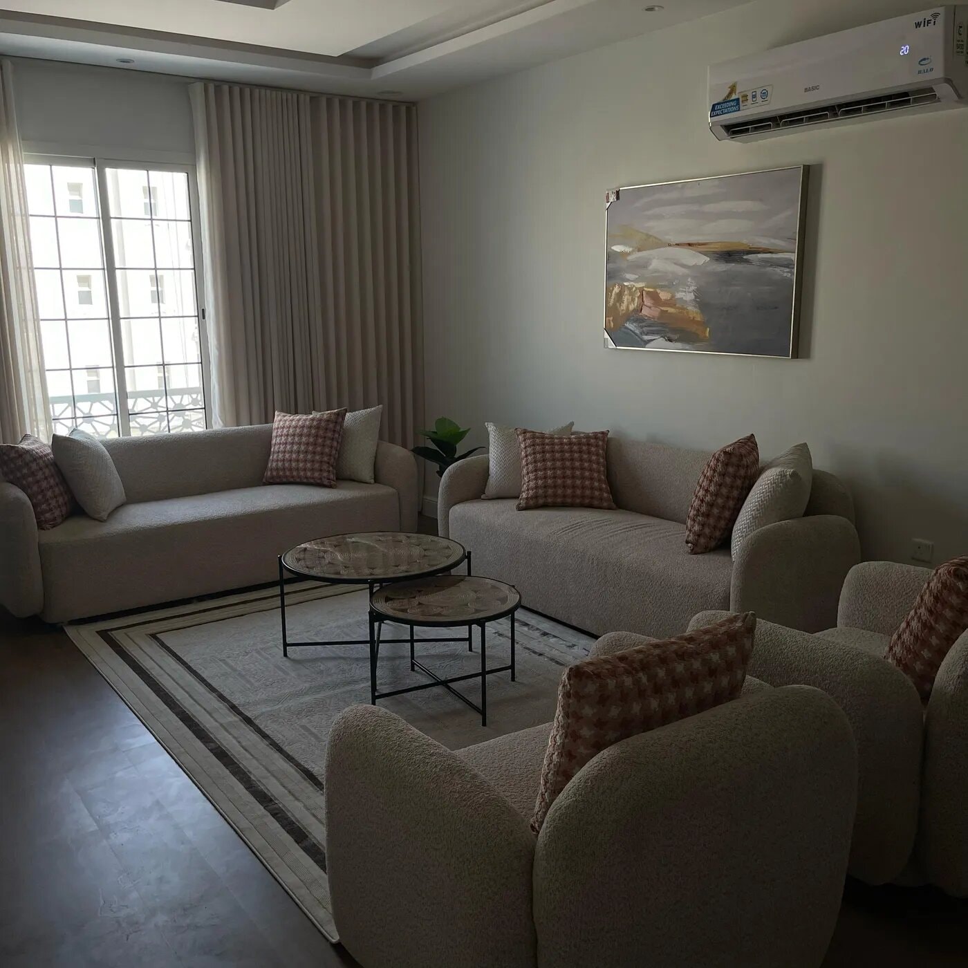 شقة بغرفتين وصالة 2