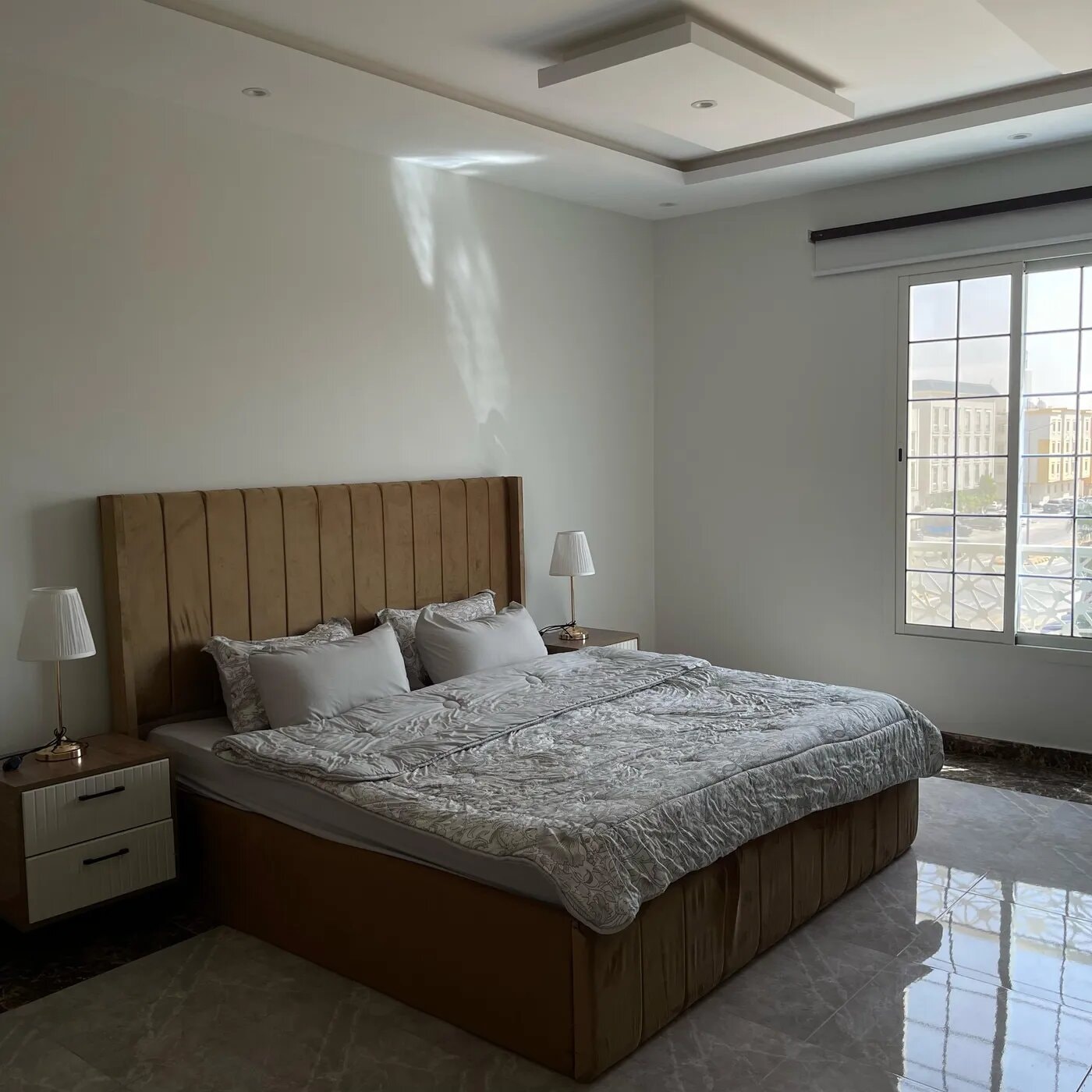 شقة بغرفتين وصالة 5