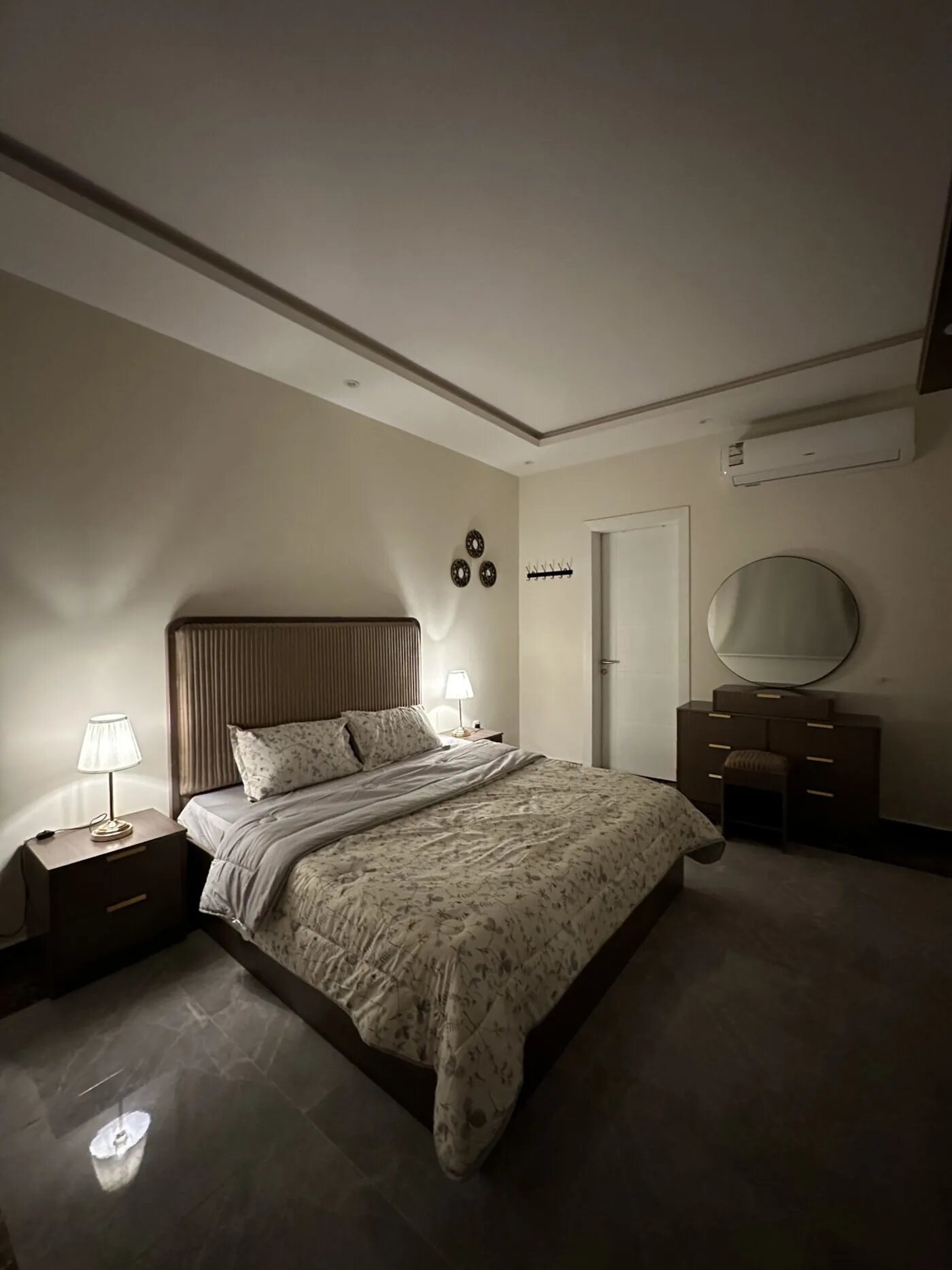 Apartment in Almalqa 3