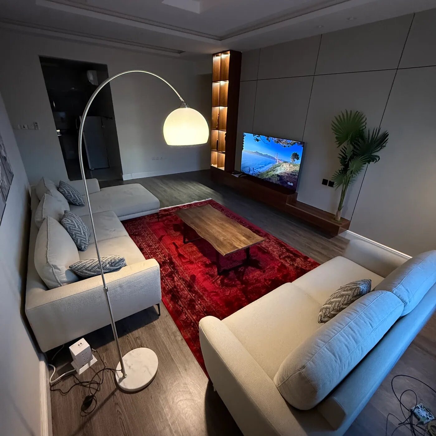 شقة بصالة أنيقة 2