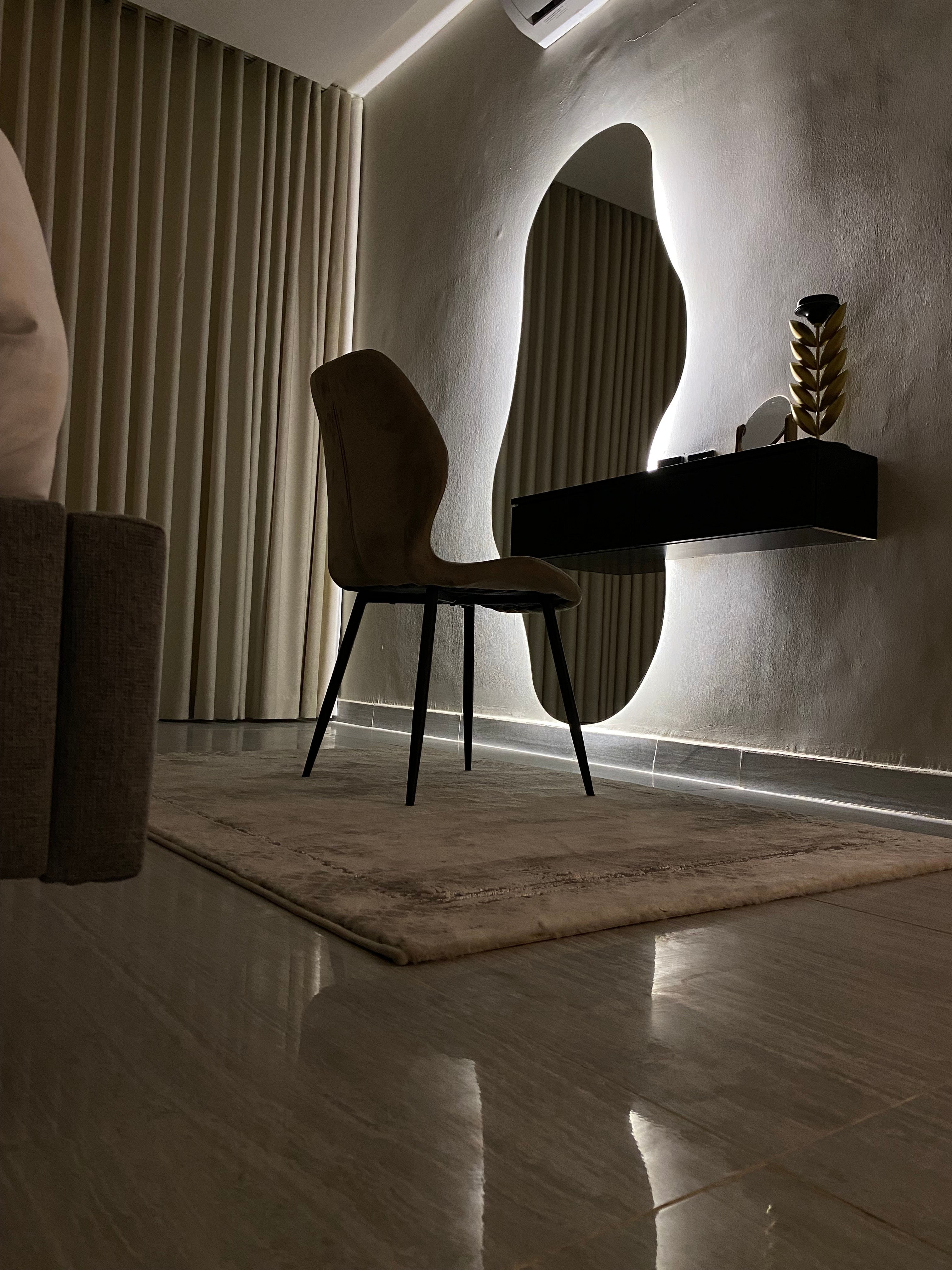 شقة غرفة وصالة 8