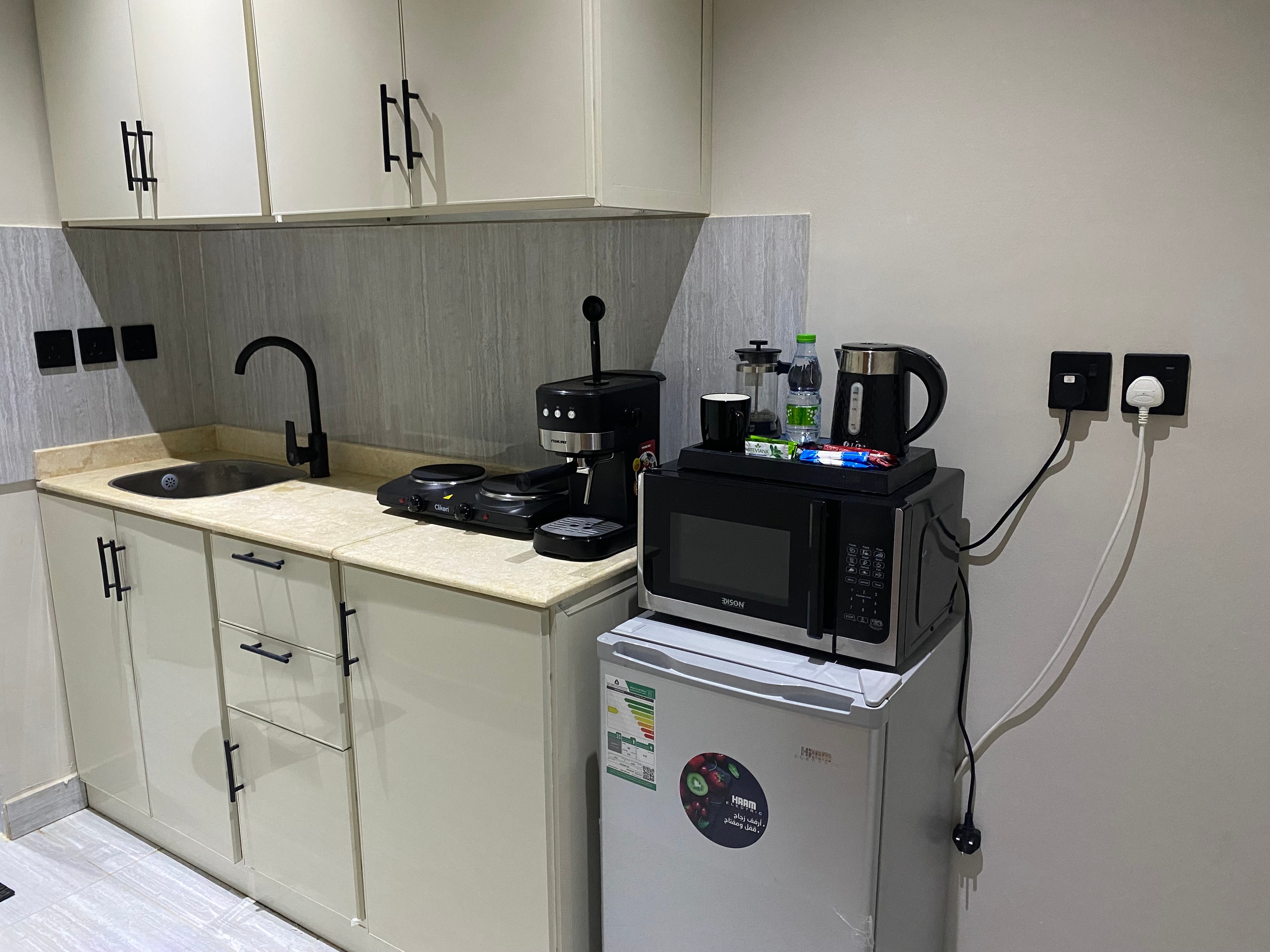 شقة غرفة وصالة 10