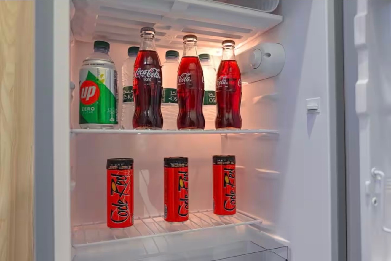 شقة فاخرة غرفة وصالة دخول ذكي حي الملقا 8