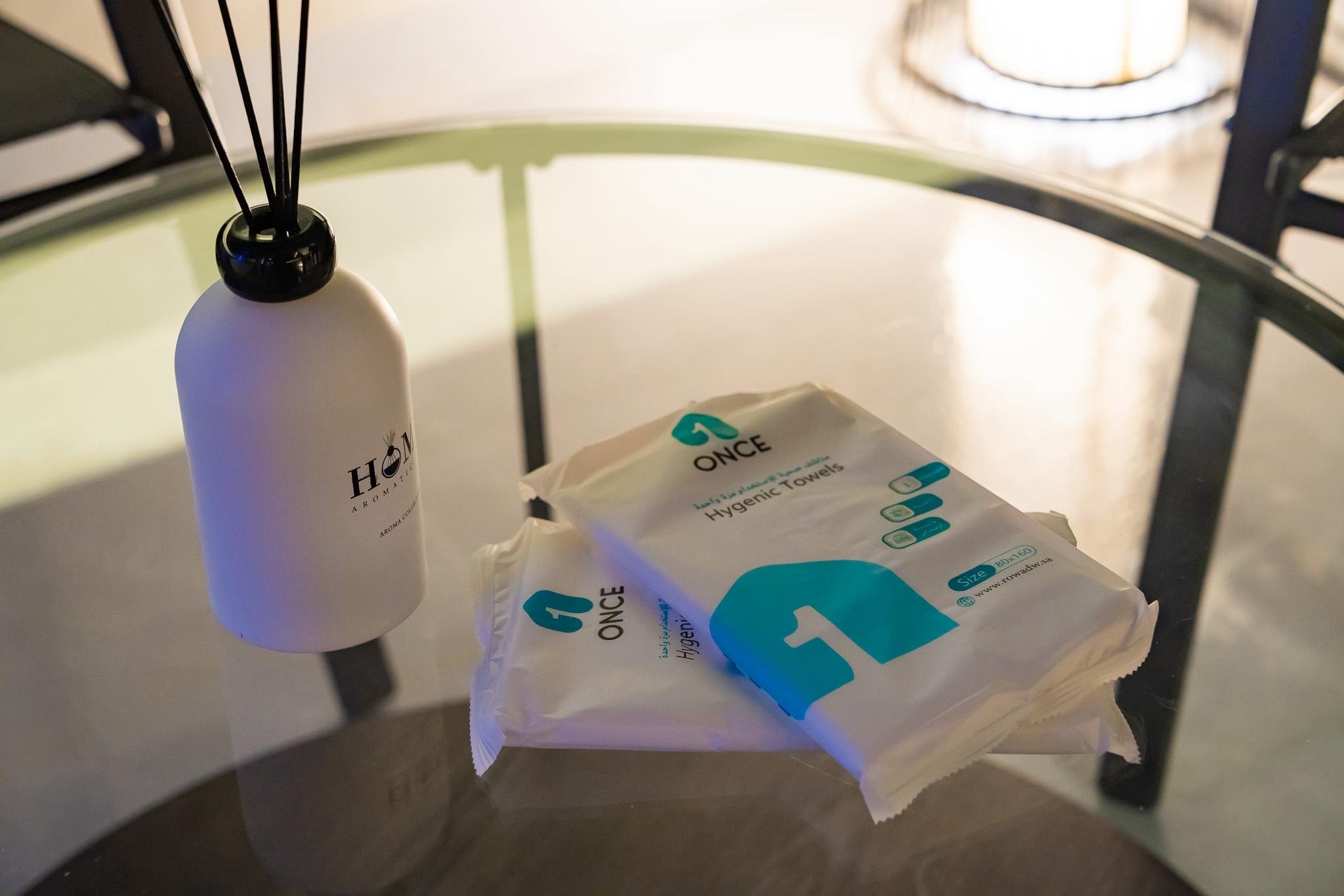 استديو أنيق ببانيو وإضاءة شمسيه 3