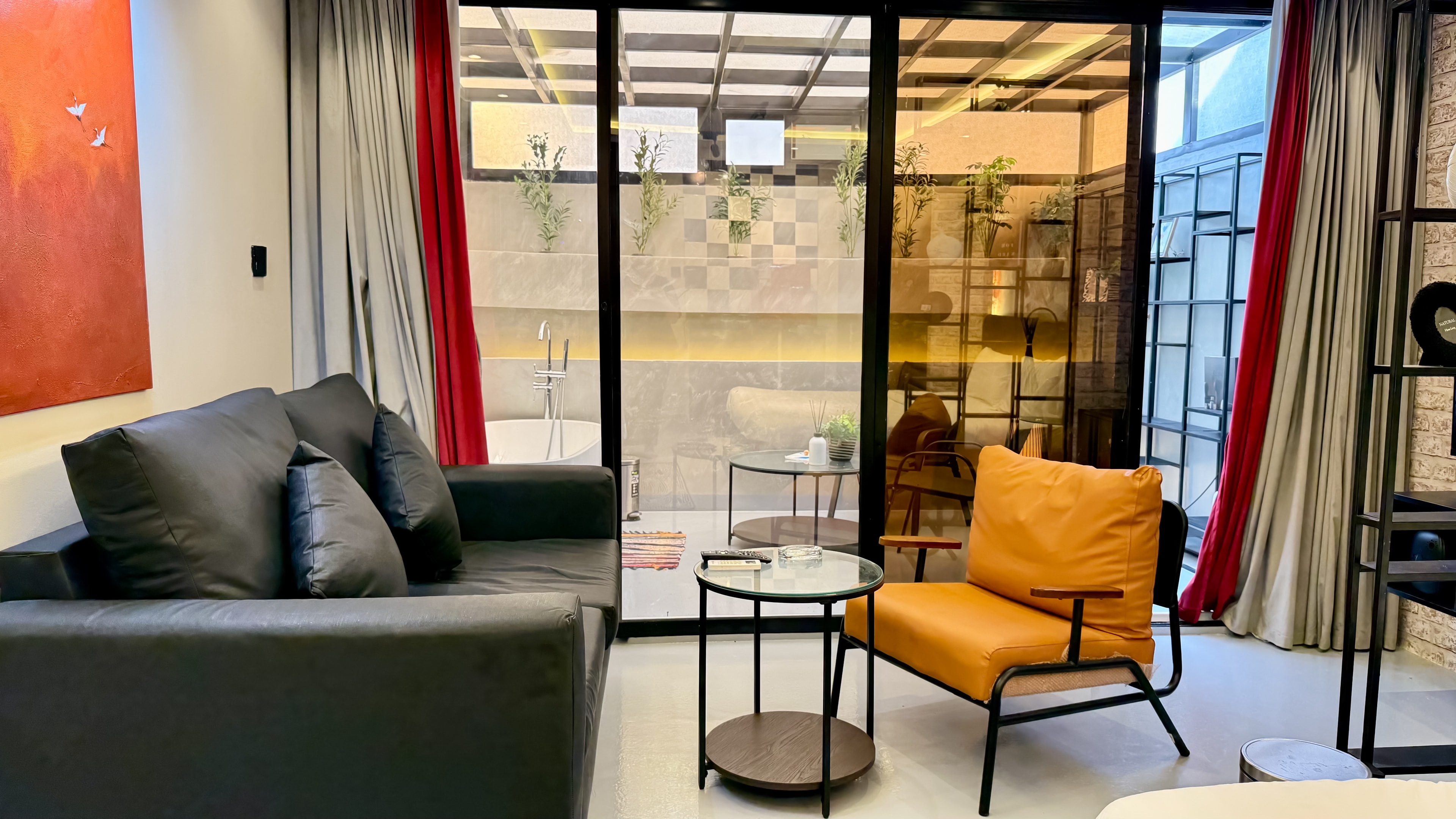 استديو أنيق ببانيو وإضاءة شمسيه 8