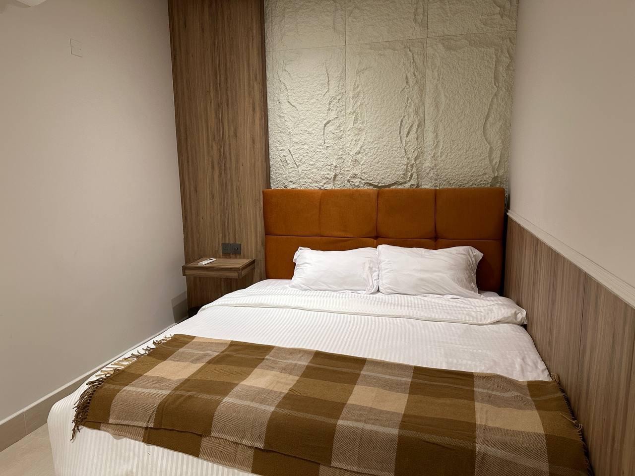 غرفة وصالة ببانيو 4