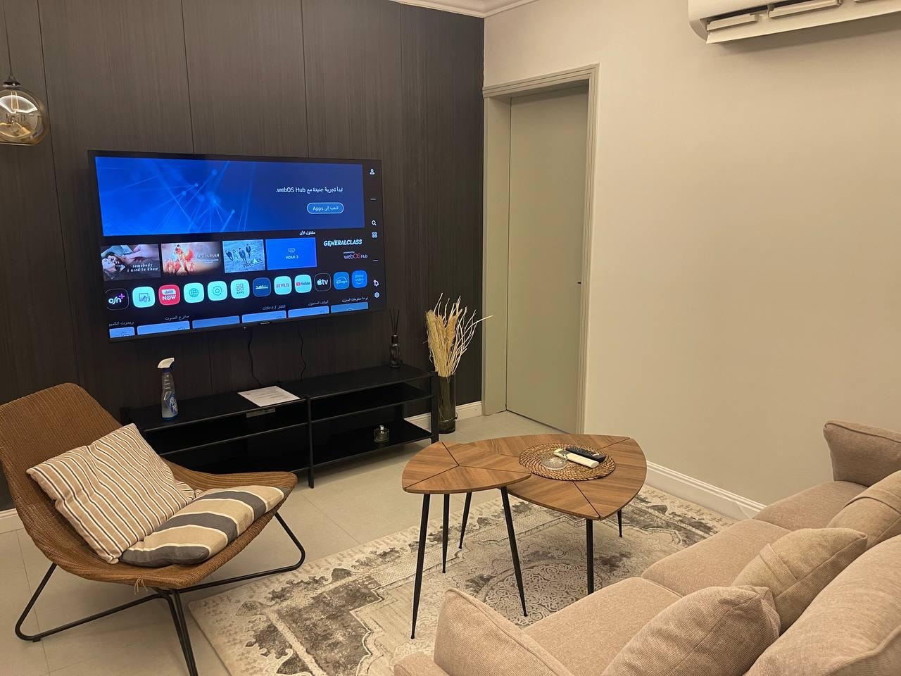 غرفة وصالة حي العقيق 2